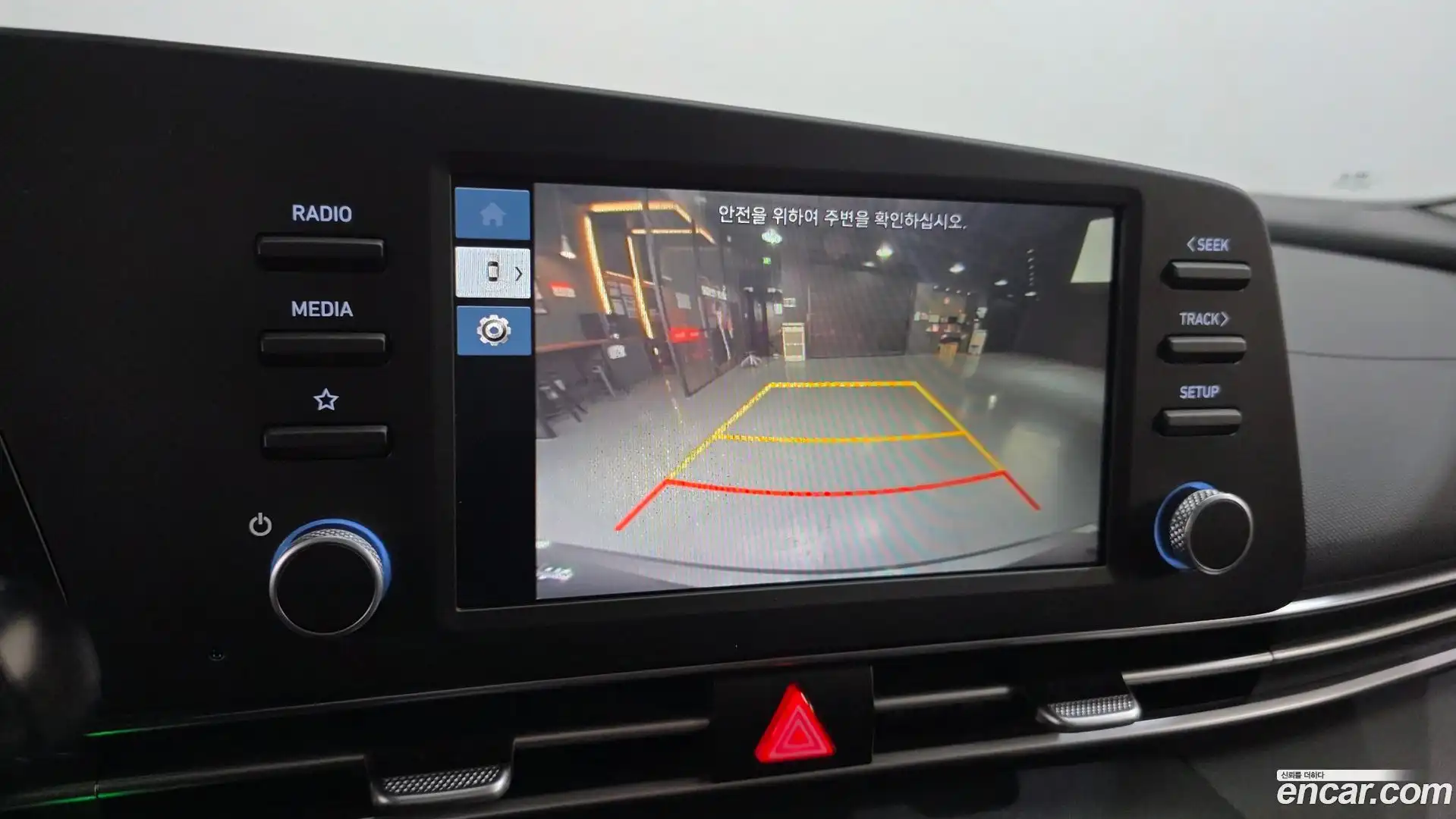 AVANTE Hyundai 2022.6-OPTION-022