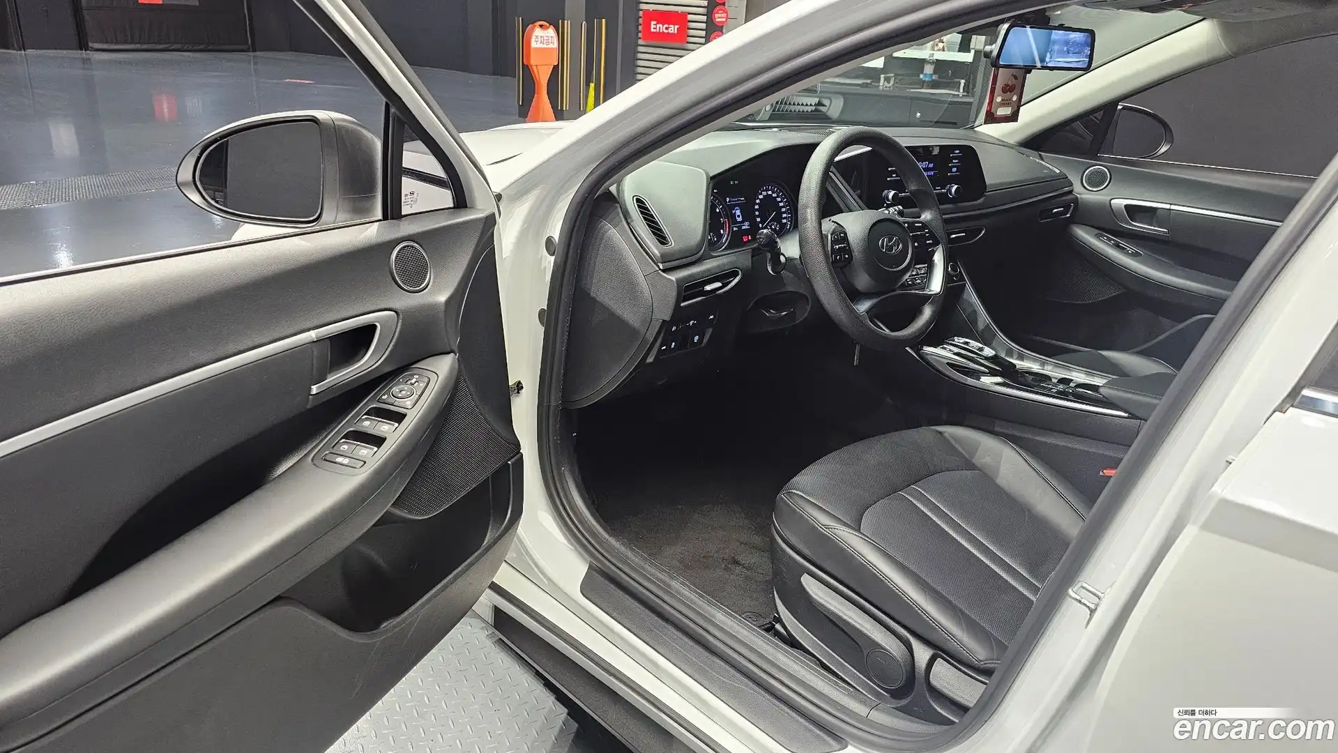 Sonata Hyundai 2021.4-INNER-010