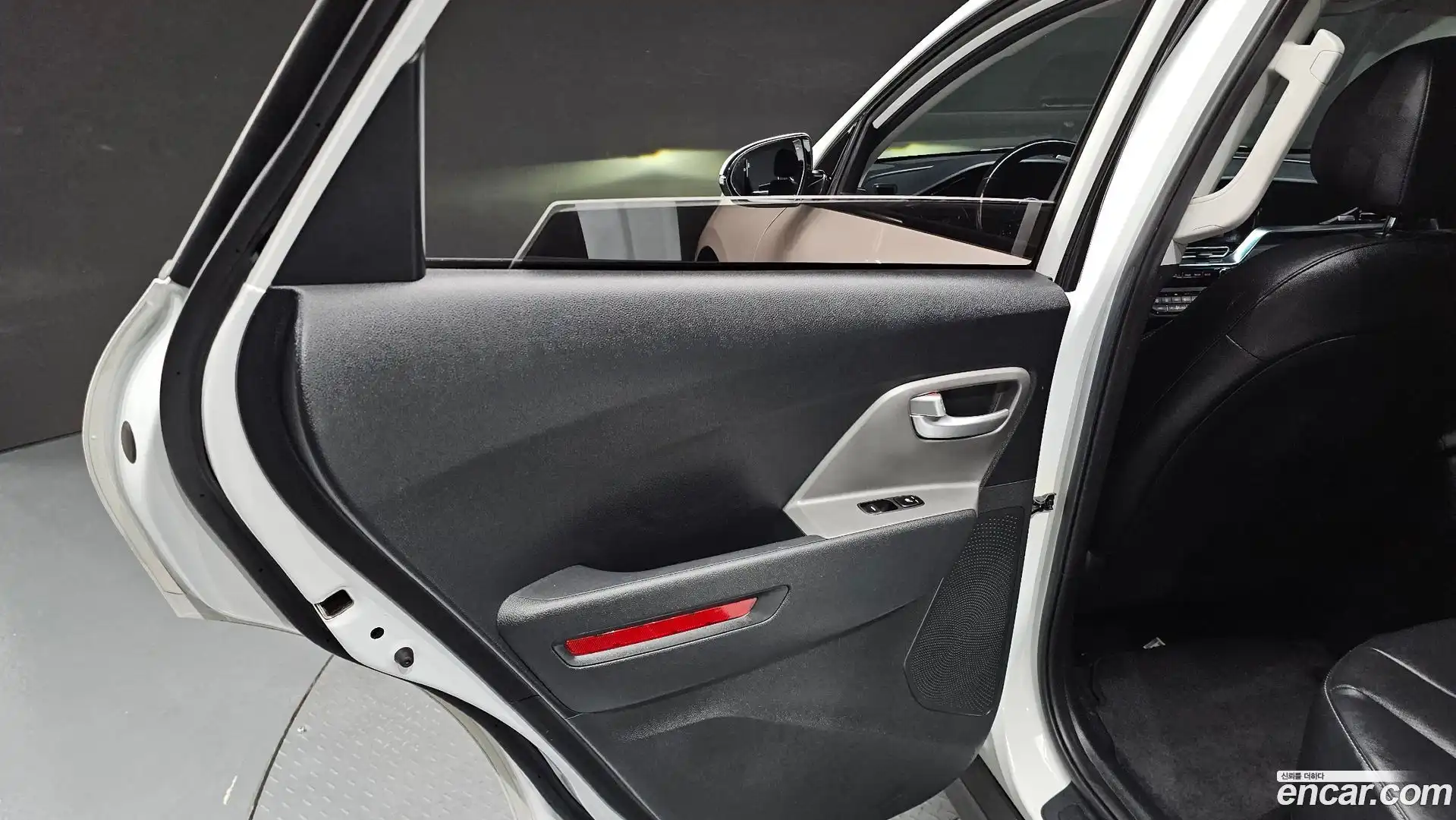 Niro Kia 2022.8-INNER-035