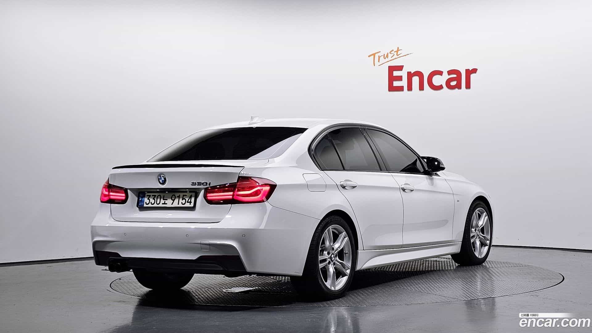 3-Series BMW 2018.1-OUTER-002