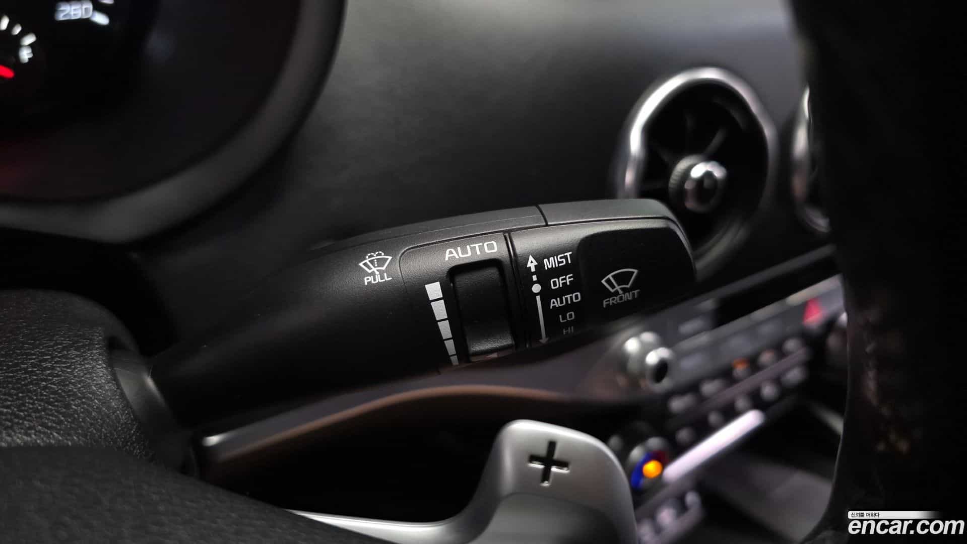 Stinger Kia 2018.2-OPTION-040