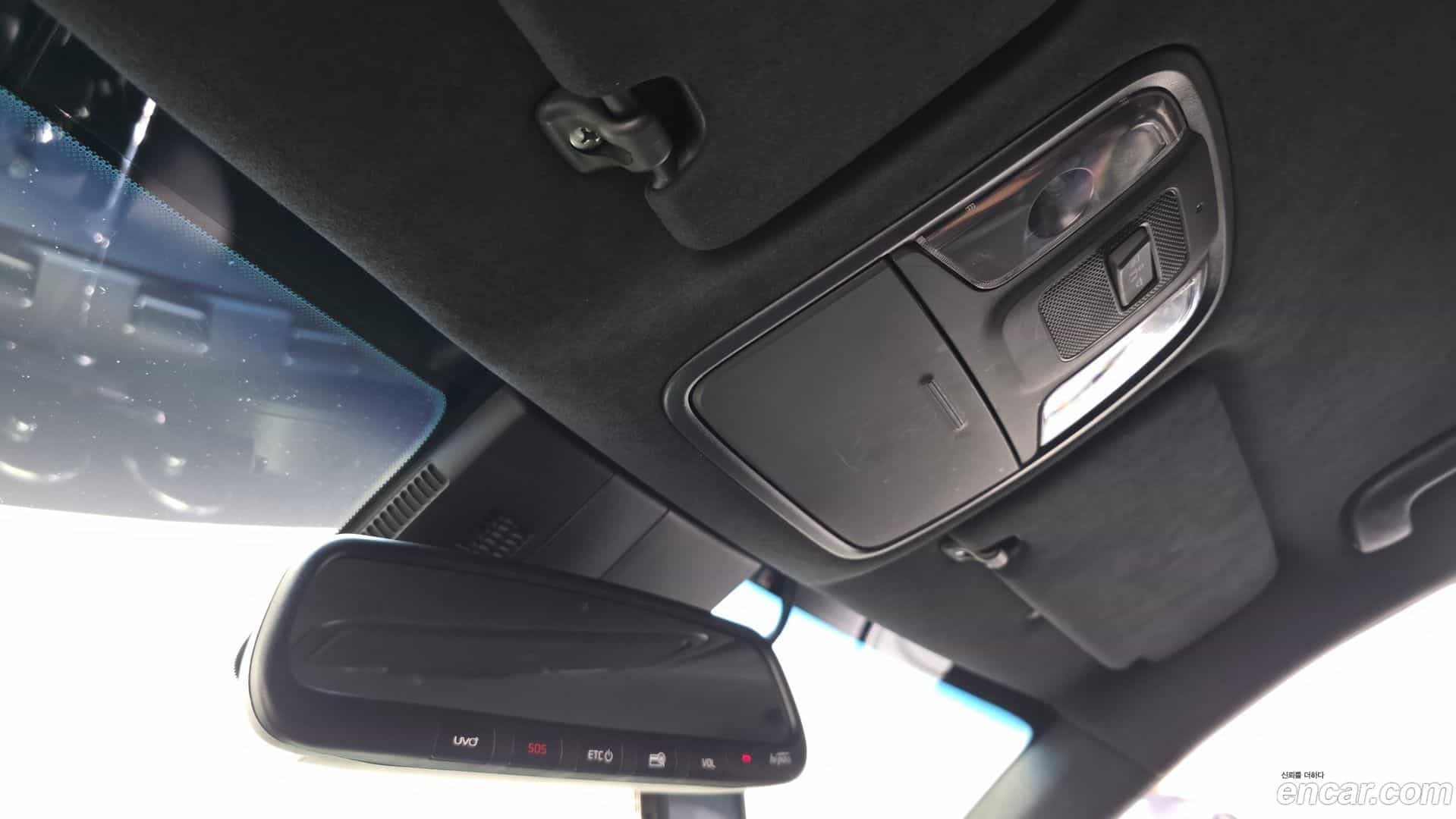 Stinger Kia 2018.2-OPTION-044