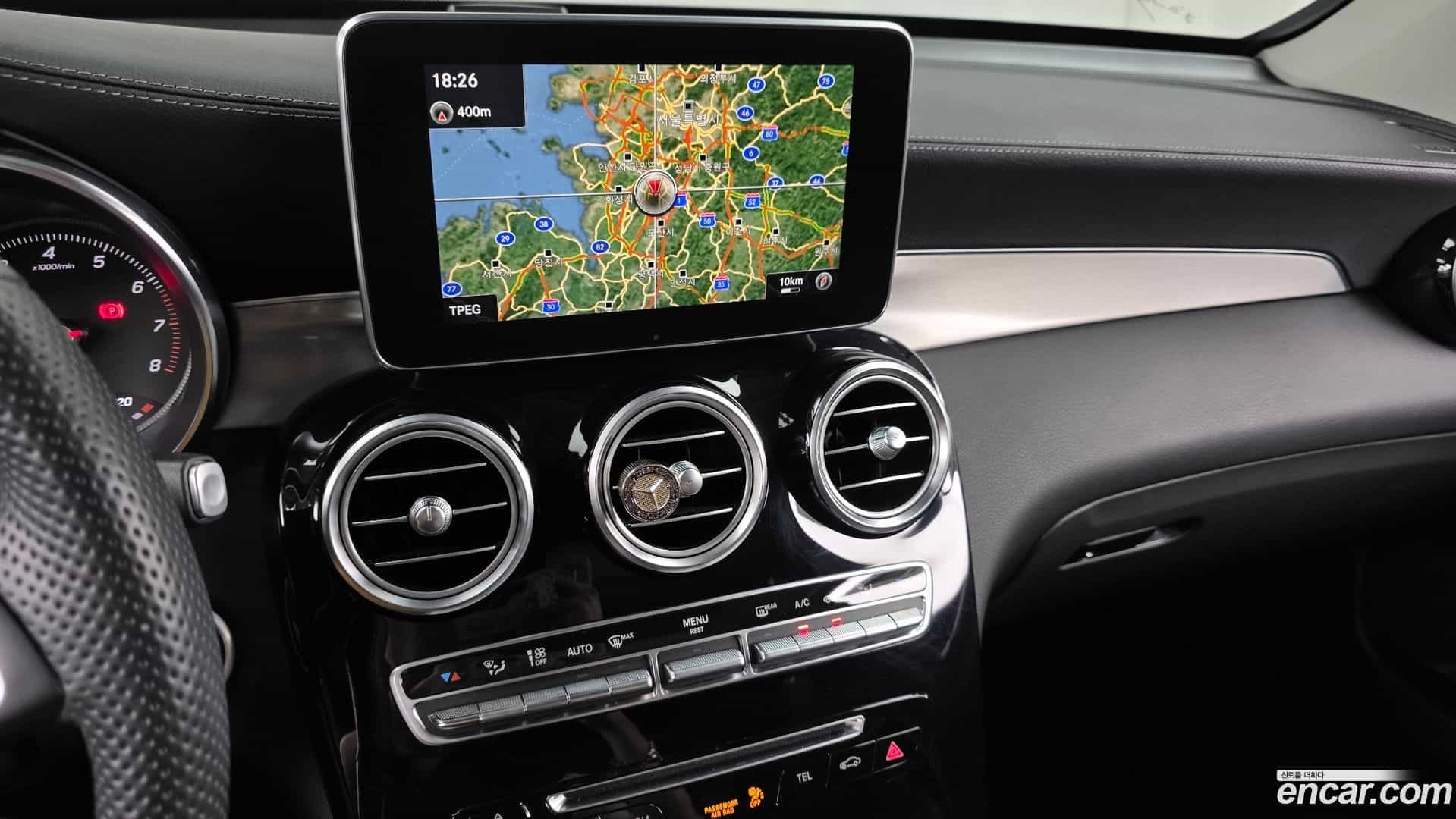 GLC-Class Mercedes-Benz 2019.11-OPTION-017
