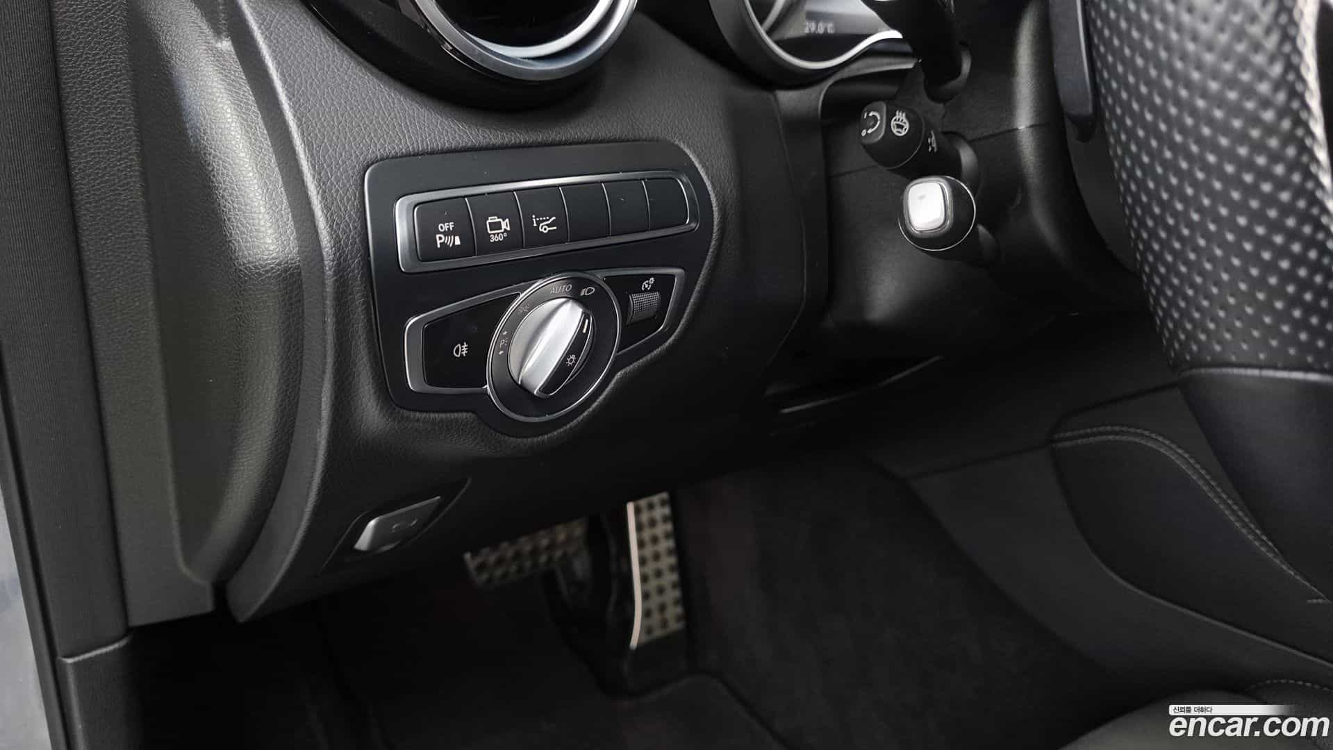 GLC-Class Mercedes-Benz 2019.11-OPTION-021