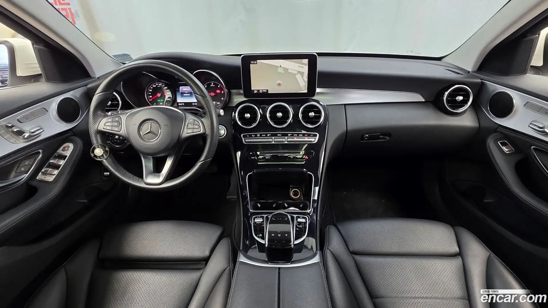 C-Class Mercedes-Benz 2015.3-INNER-007
