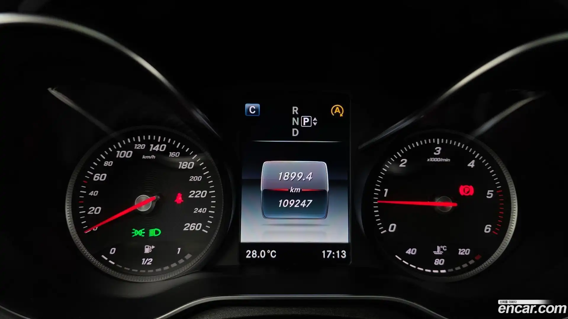 C-Class Mercedes-Benz 2015.3-INNER-008