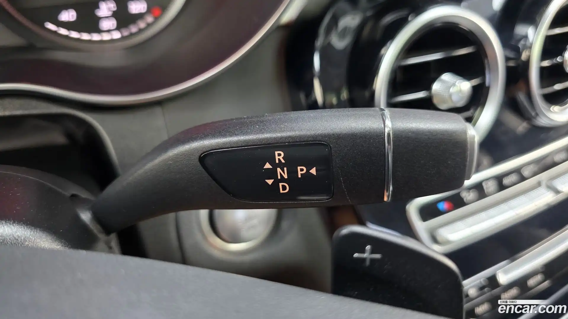 C-Class Mercedes-Benz 2015.3-INNER-009
