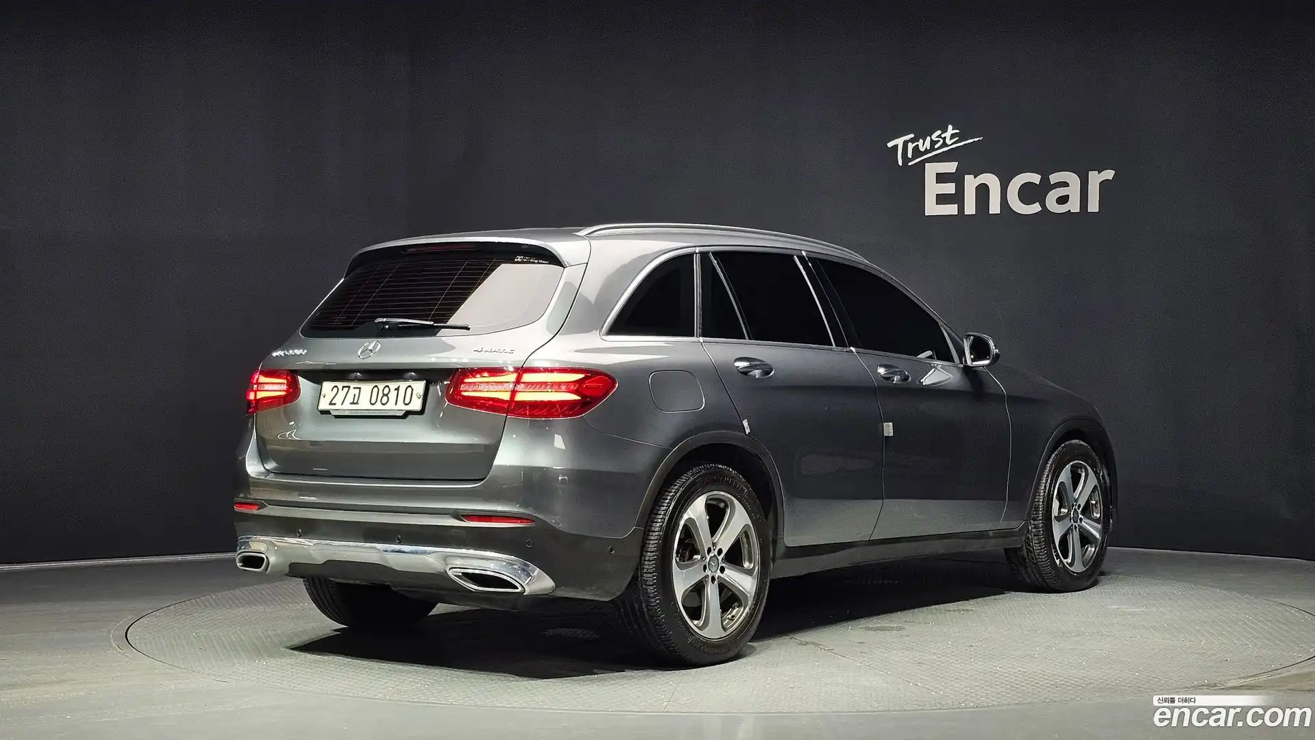 GLC-Class Mercedes-Benz 2016.2-OUTER-002