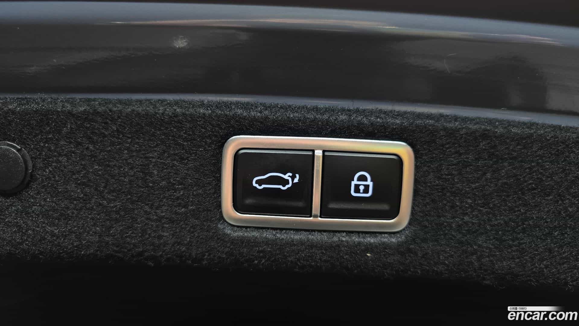 Grandeur Hyundai 2023.9-OPTION-024