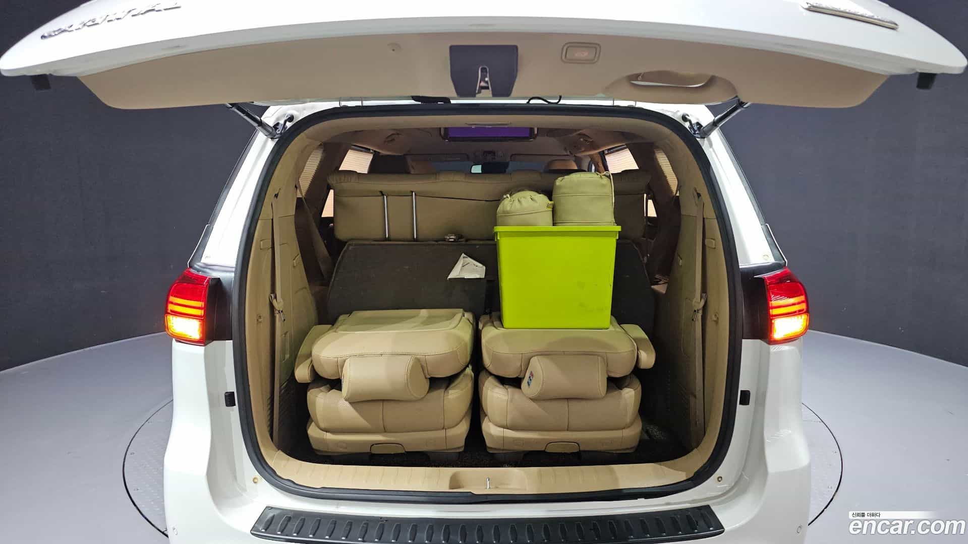 Canival Kia 2016.1-OPTION-024