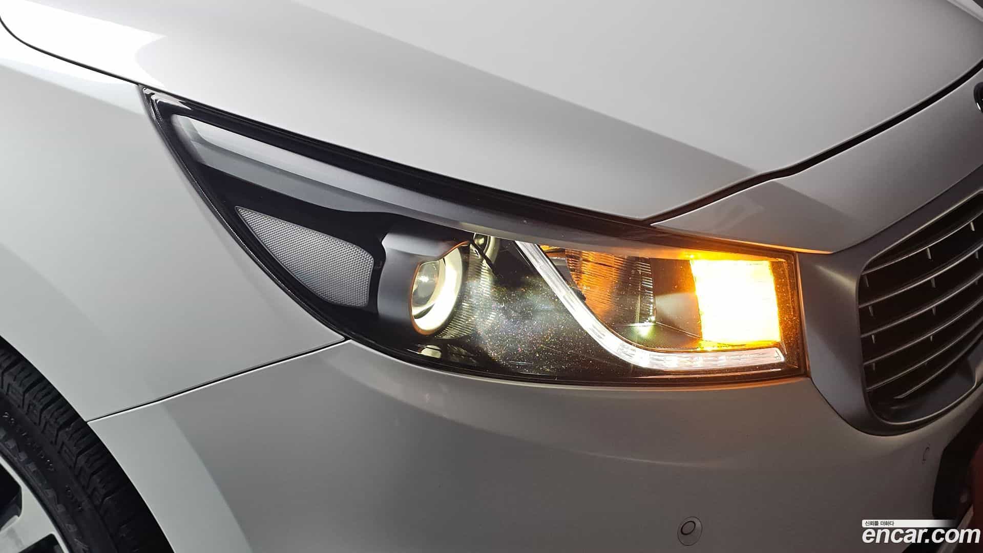 Canival Kia 2016.1-OUTER-032