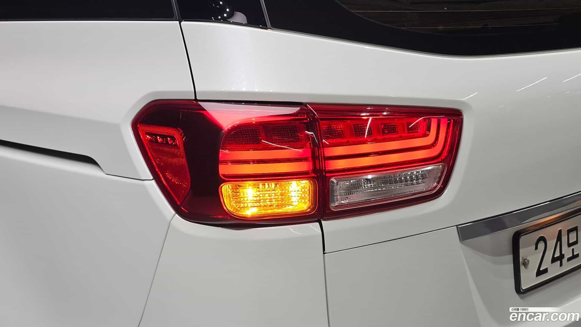 Canival Kia 2016.1-OUTER-033