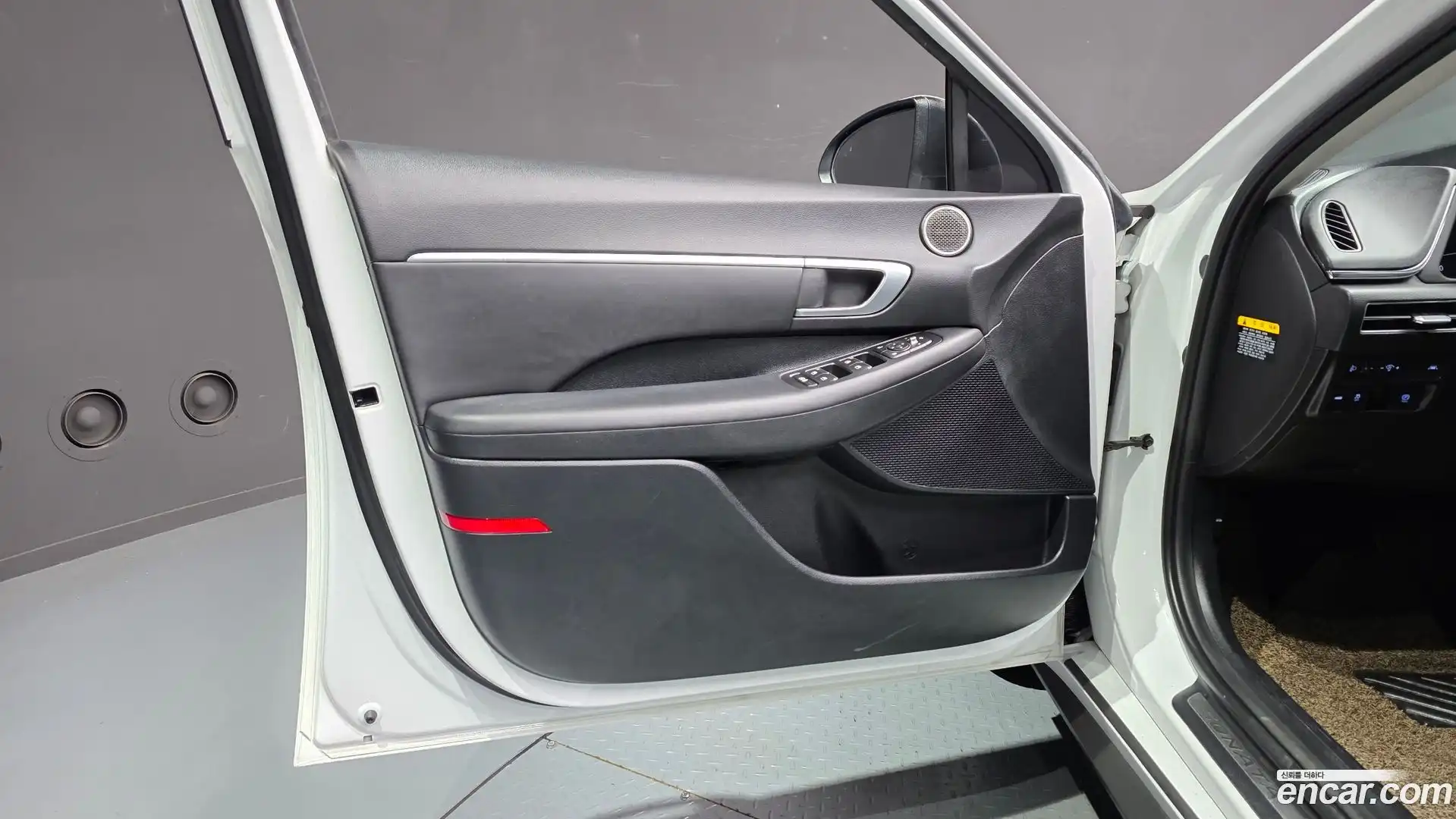 Sonata Hyundai 2020.1-INNER-034