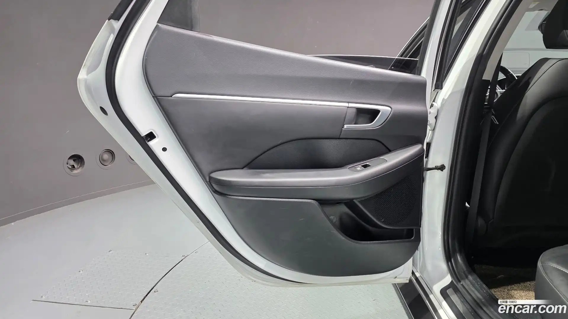 Sonata Hyundai 2020.1-INNER-035