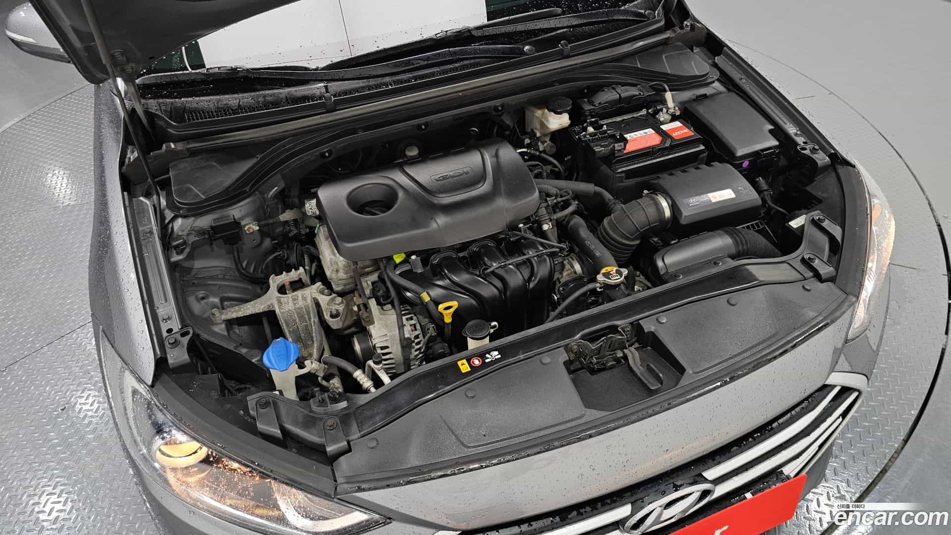 AVANTE Hyundai 2018.2-OUTER-006