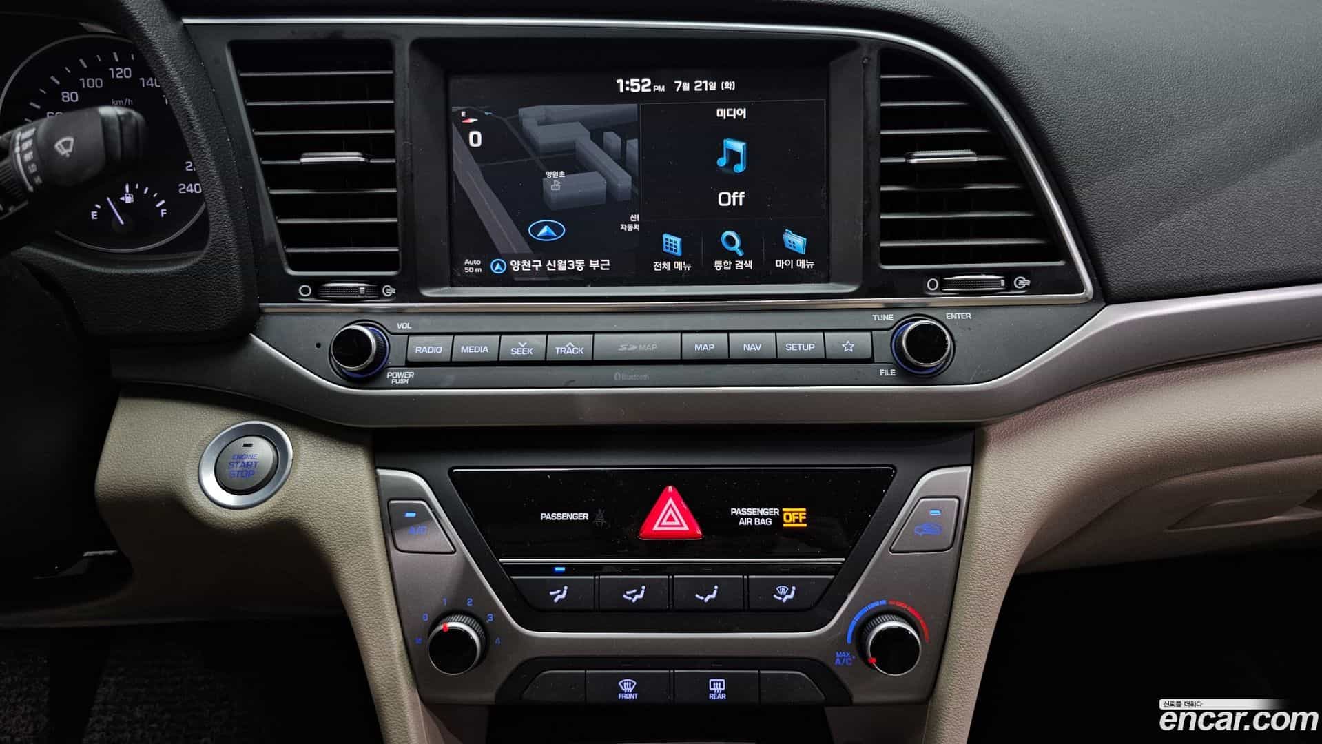 AVANTE Hyundai 2018.2-OPTION-019