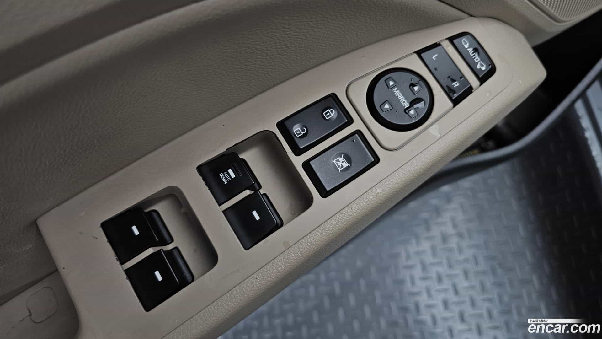AVANTE Hyundai 2018.2-OPTION-022