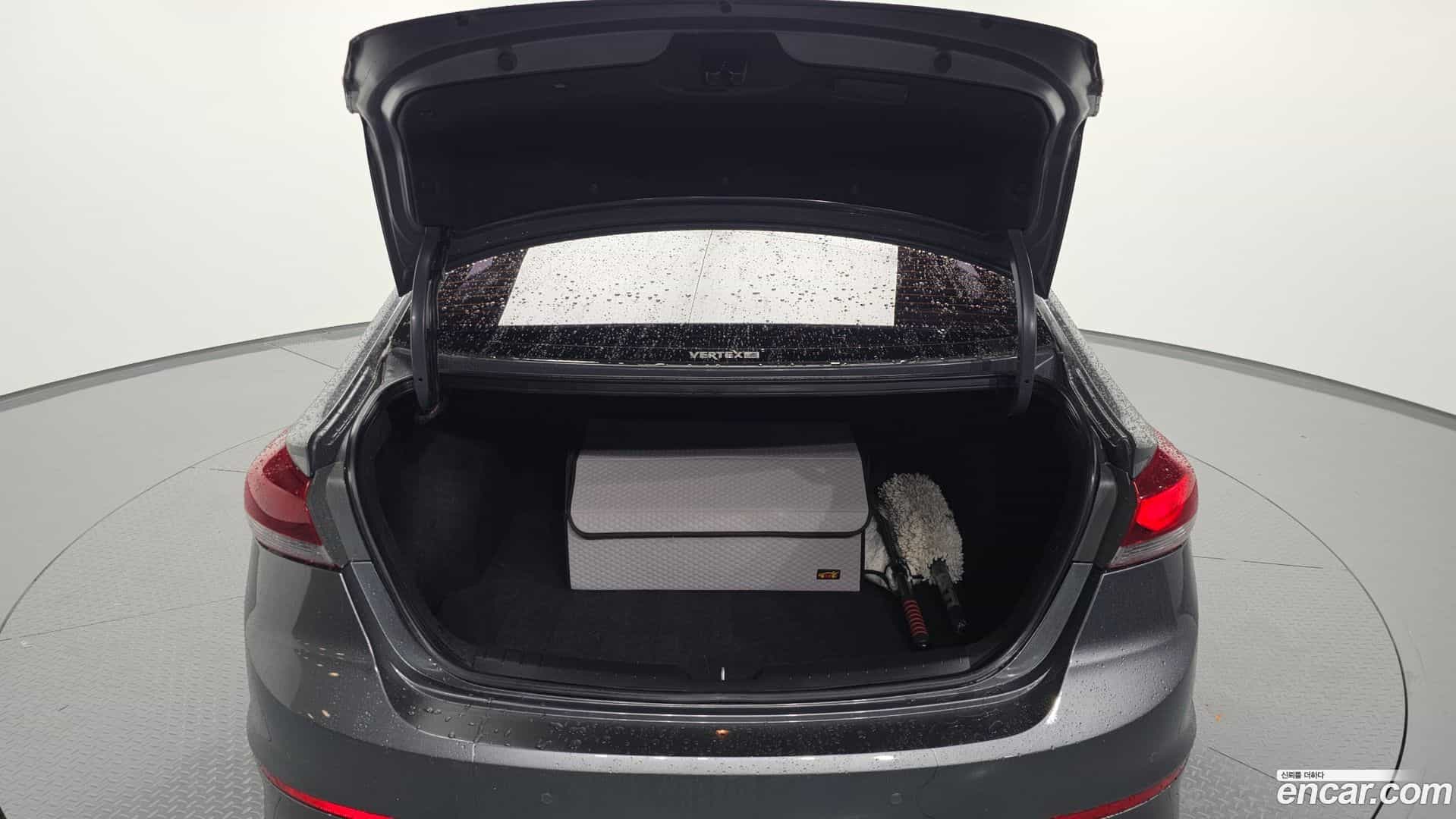AVANTE Hyundai 2018.2-OPTION-024