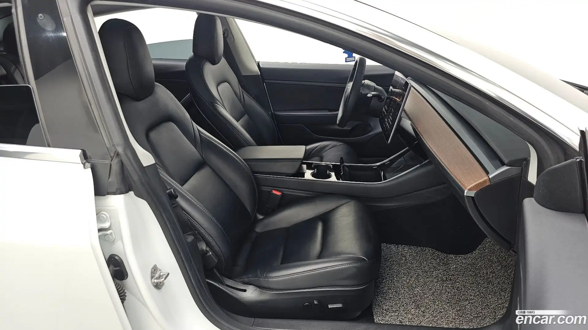 Model 3 Tesla 2020.8-INNER-036