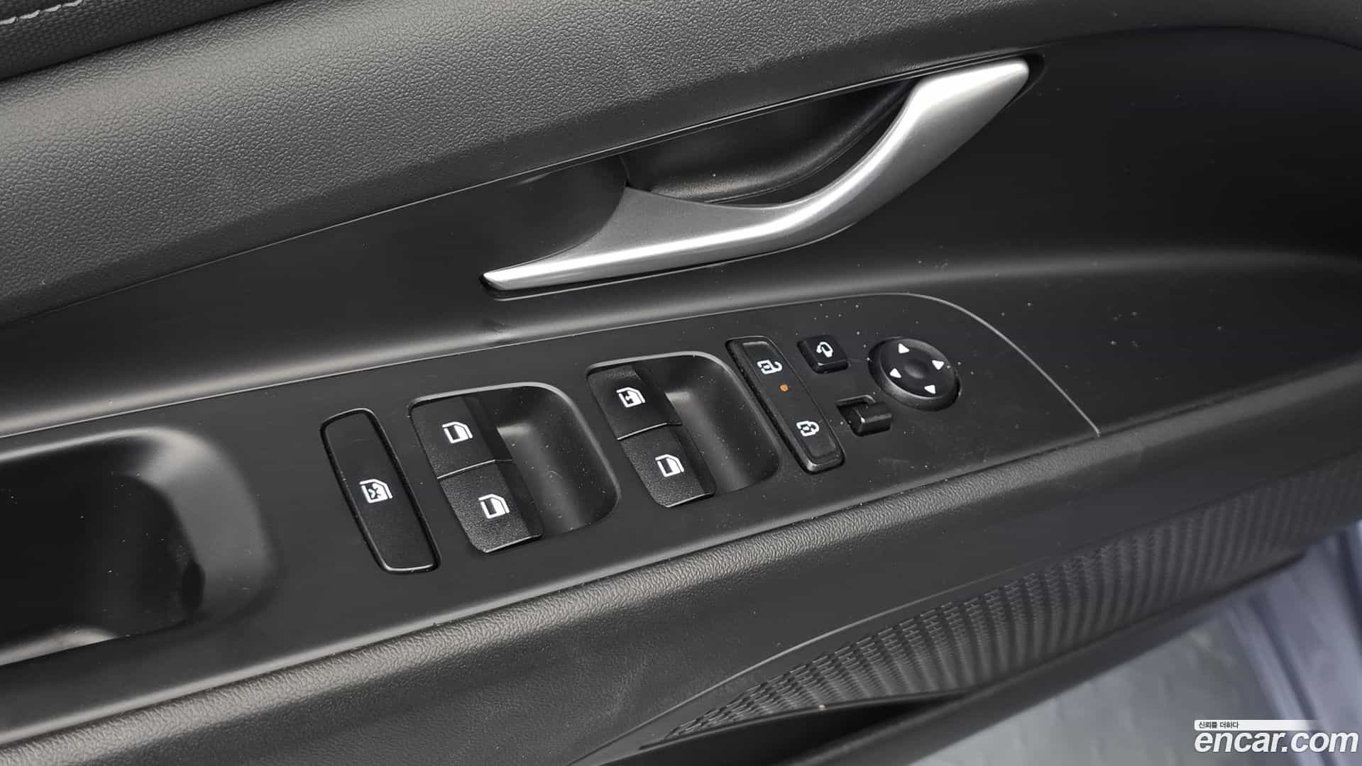 AVANTE Hyundai 2023.8-OPTION-024
