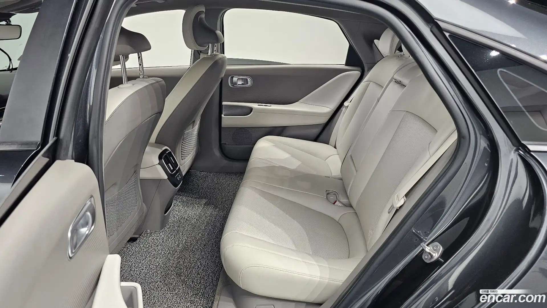 Ioniq6 Hyundai 2023.11-OPTION-016
