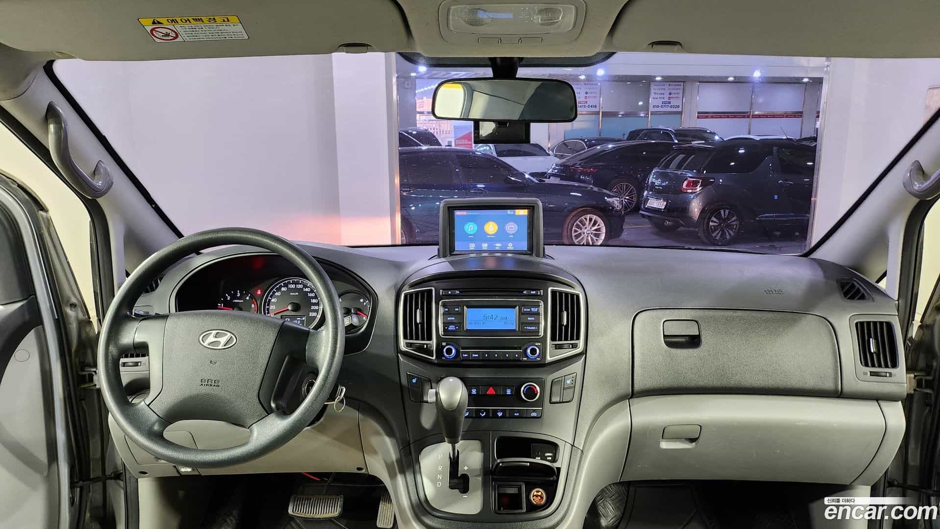 Starex Hyundai 2015.8-INNER-007