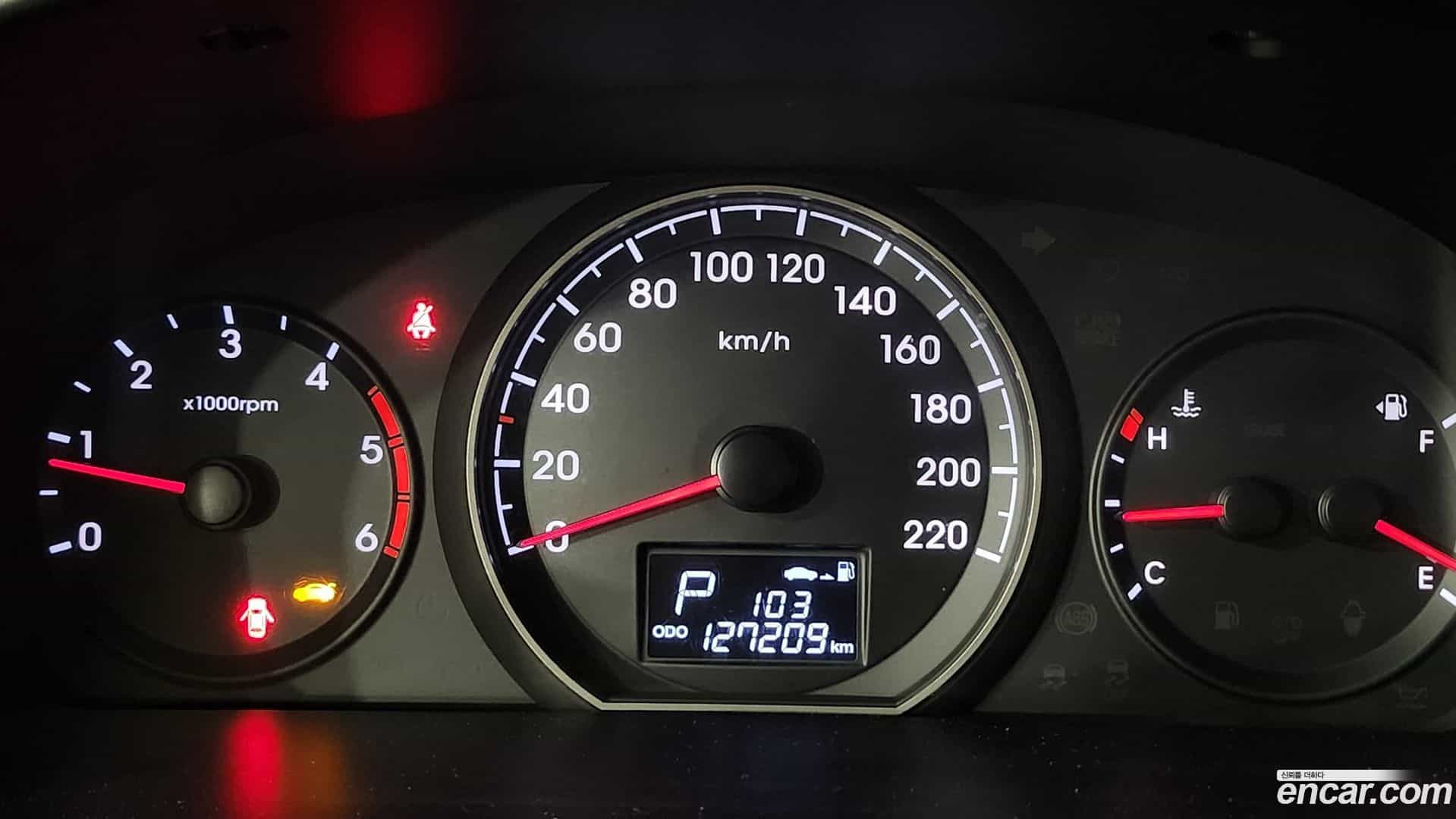 Starex Hyundai 2015.8-OPTION-016