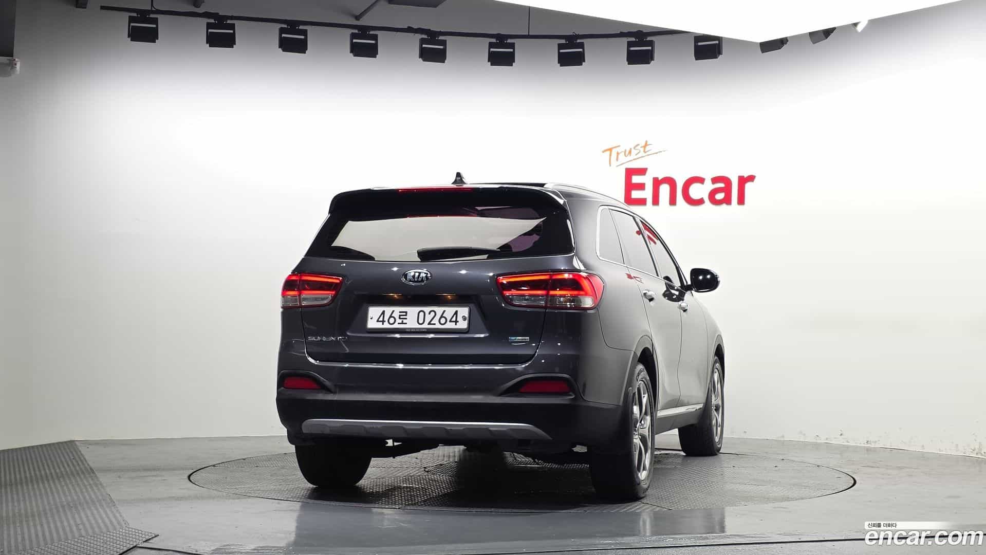 Sorento Kia 2016.2-OUTER-004