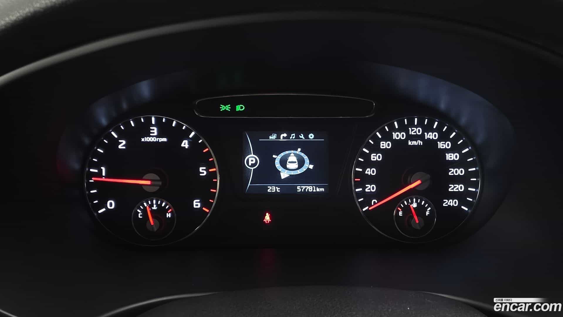 Sorento Kia 2016.2-INNER-008