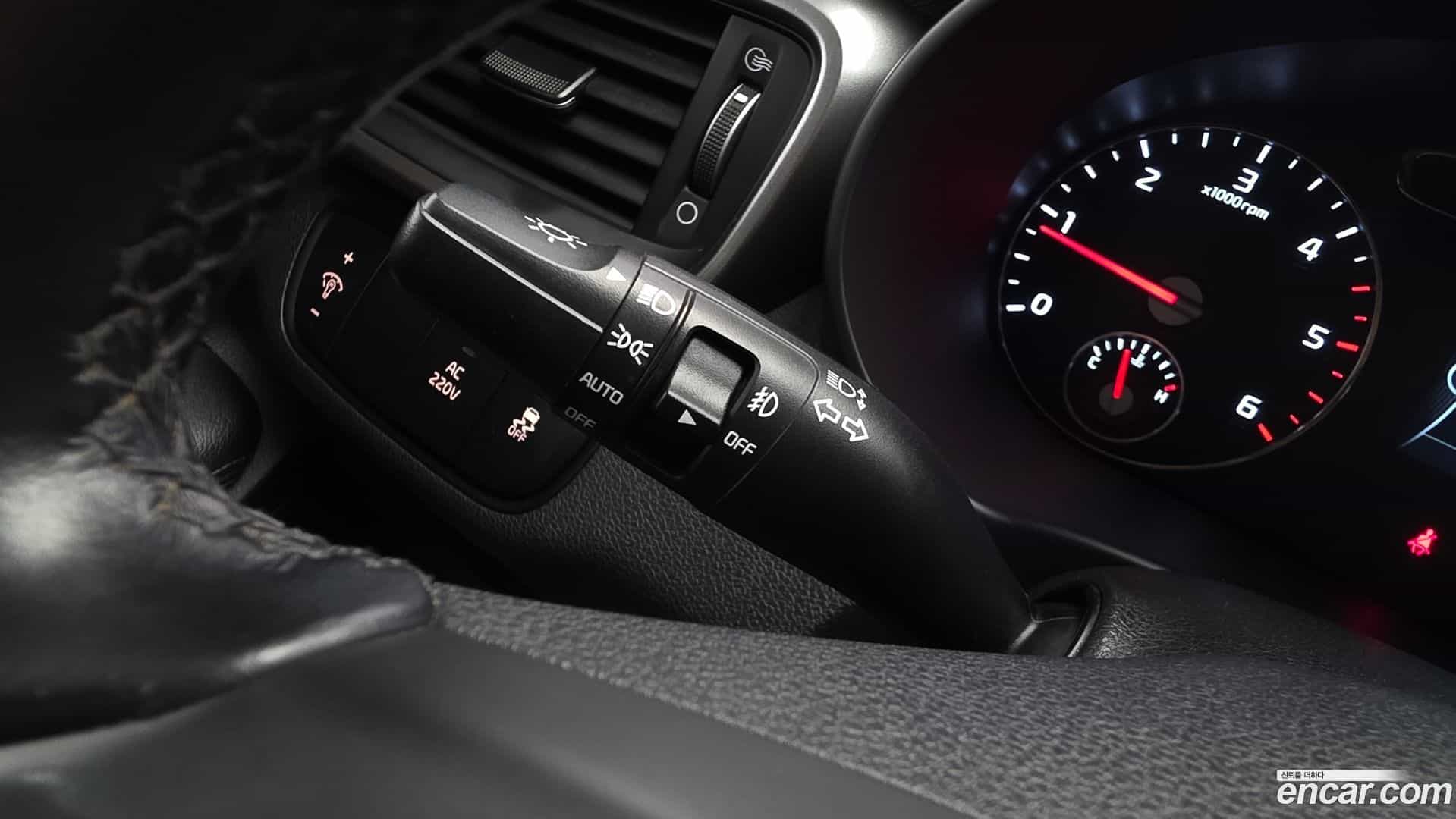 Sorento Kia 2016.2-OPTION-021