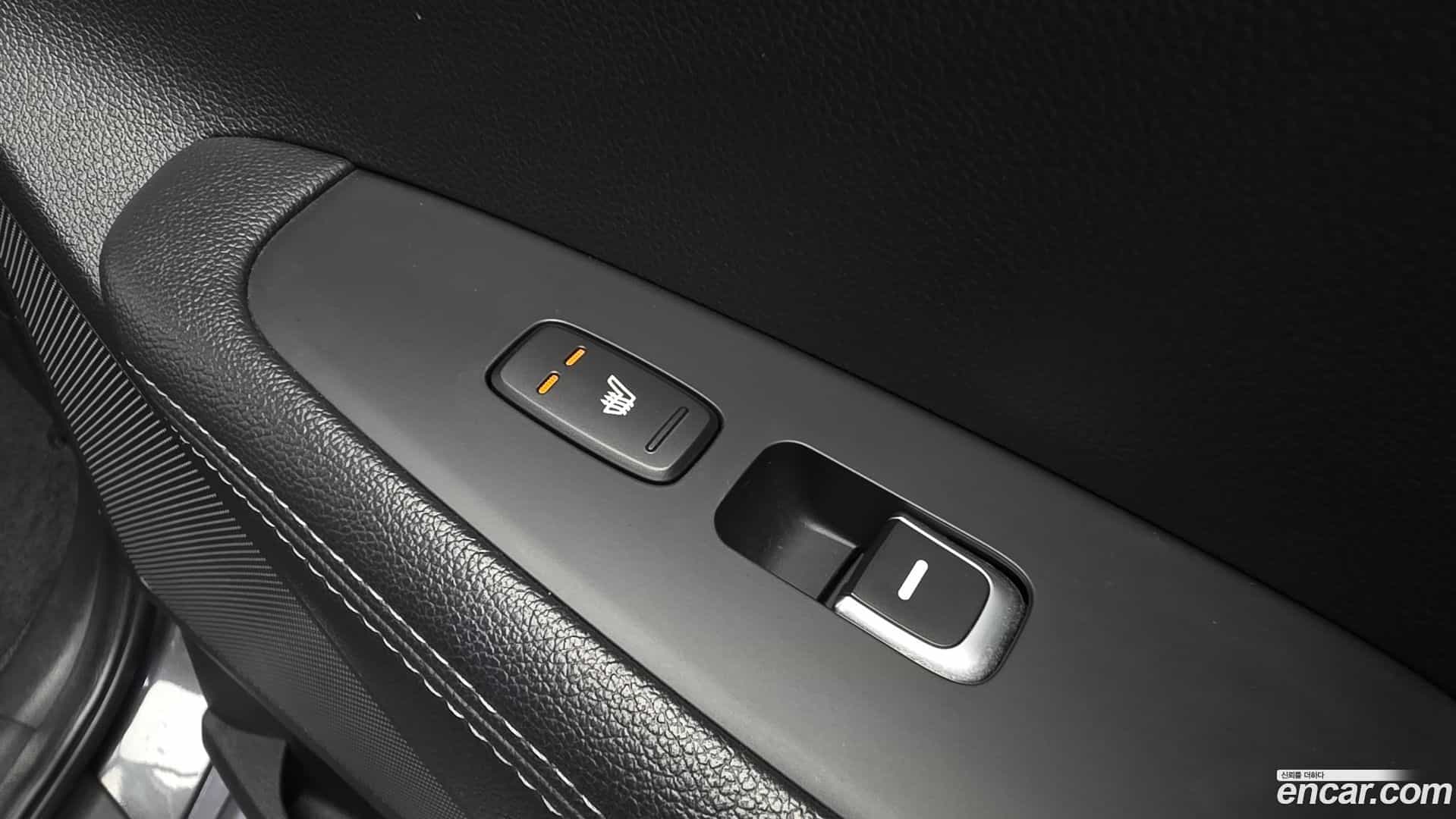 Sorento Kia 2016.2-OPTION-022