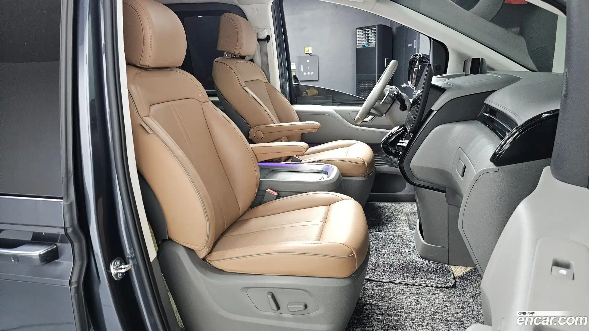 Staria Hyundai 2023.5-OPTION-016