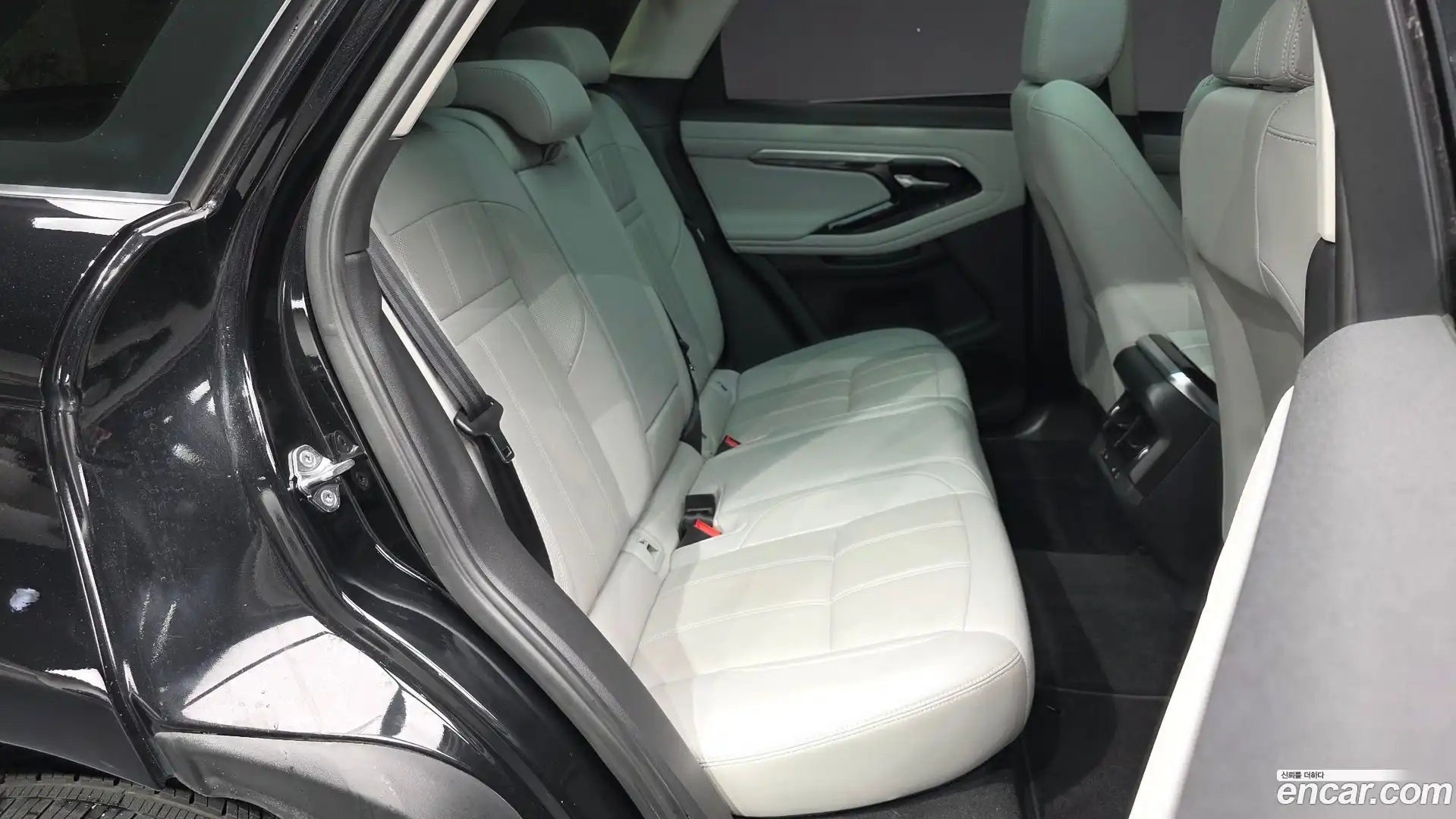 Range Rover Evoque Land Rover 2021.10-OPTION-016