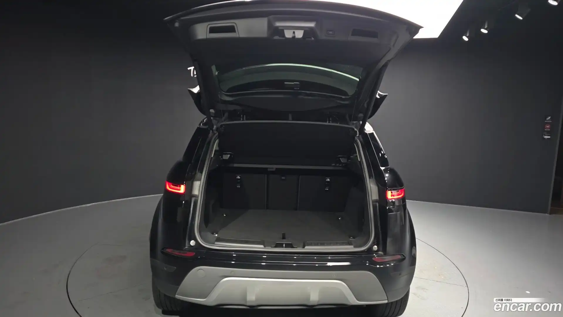 Range Rover Evoque Land Rover 2021.10-OPTION-024