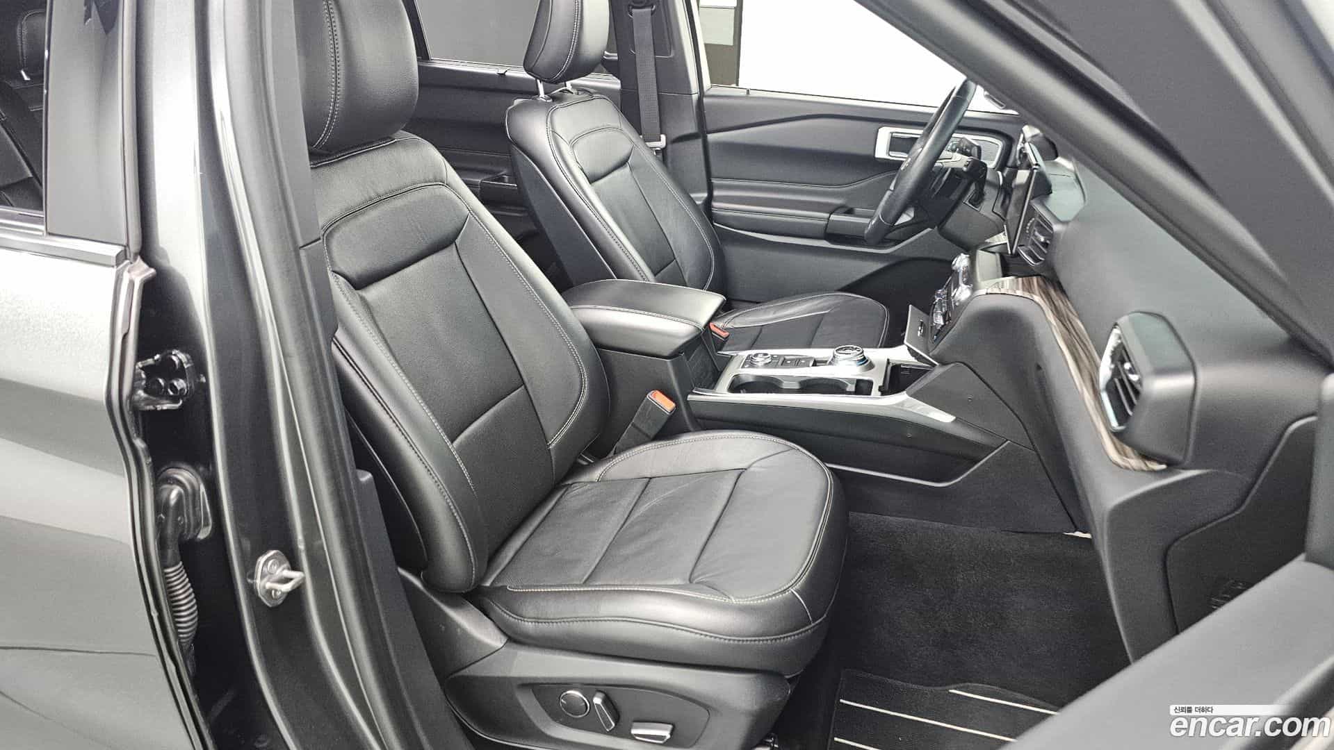 Explorer Ford 2020.4-OPTION-016