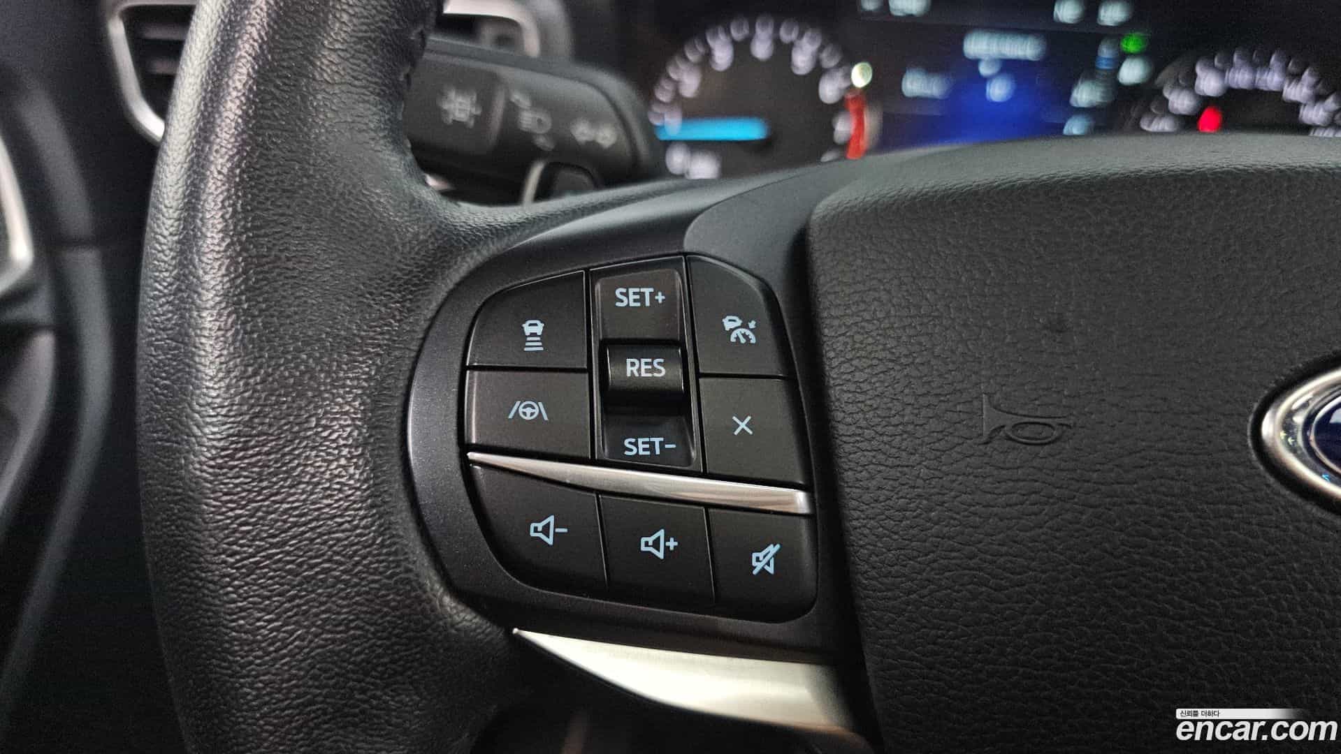 Explorer Ford 2020.4-OPTION-022