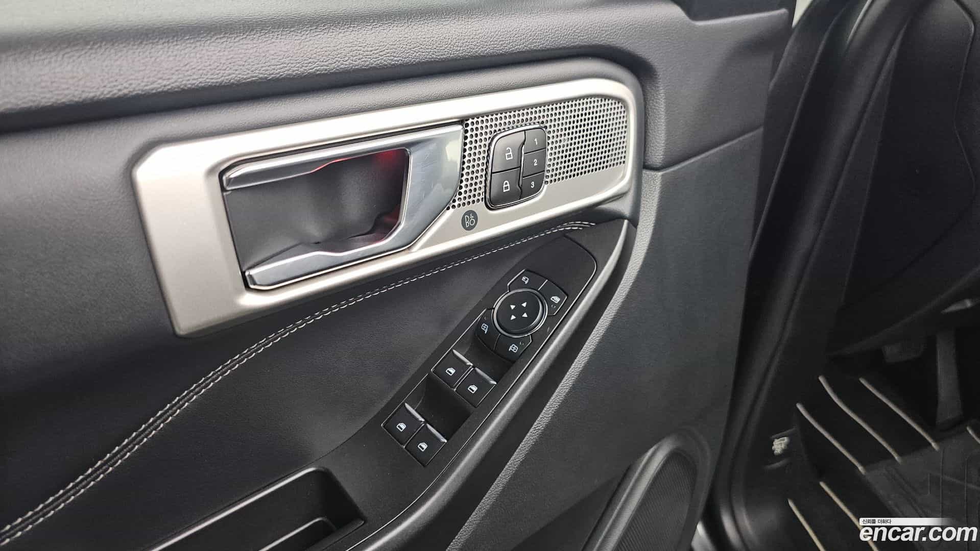 Explorer Ford 2020.4-OPTION-040