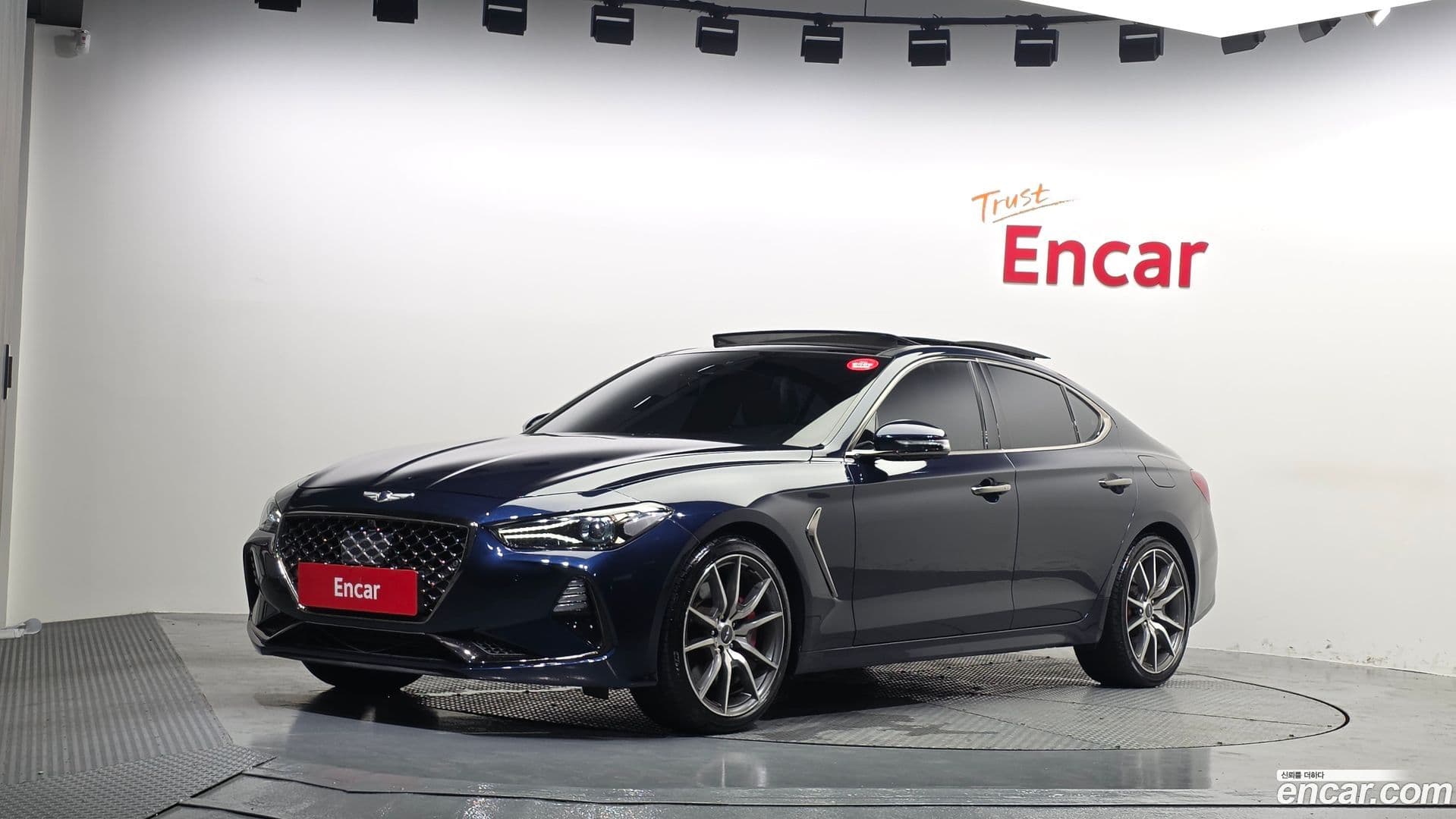 Main__Slider__Photo:G70 Genesis 2019.2-0