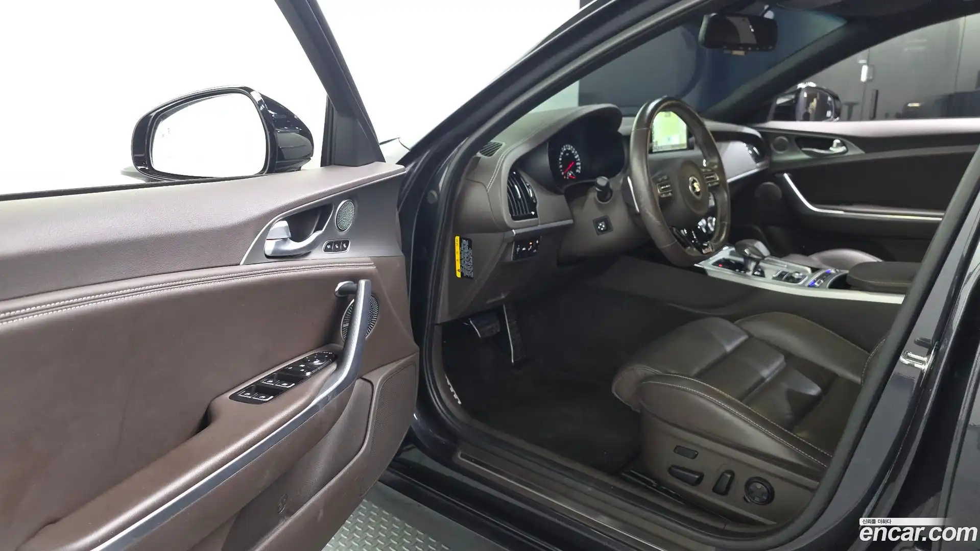 Stinger Kia 2017.8-INNER-010