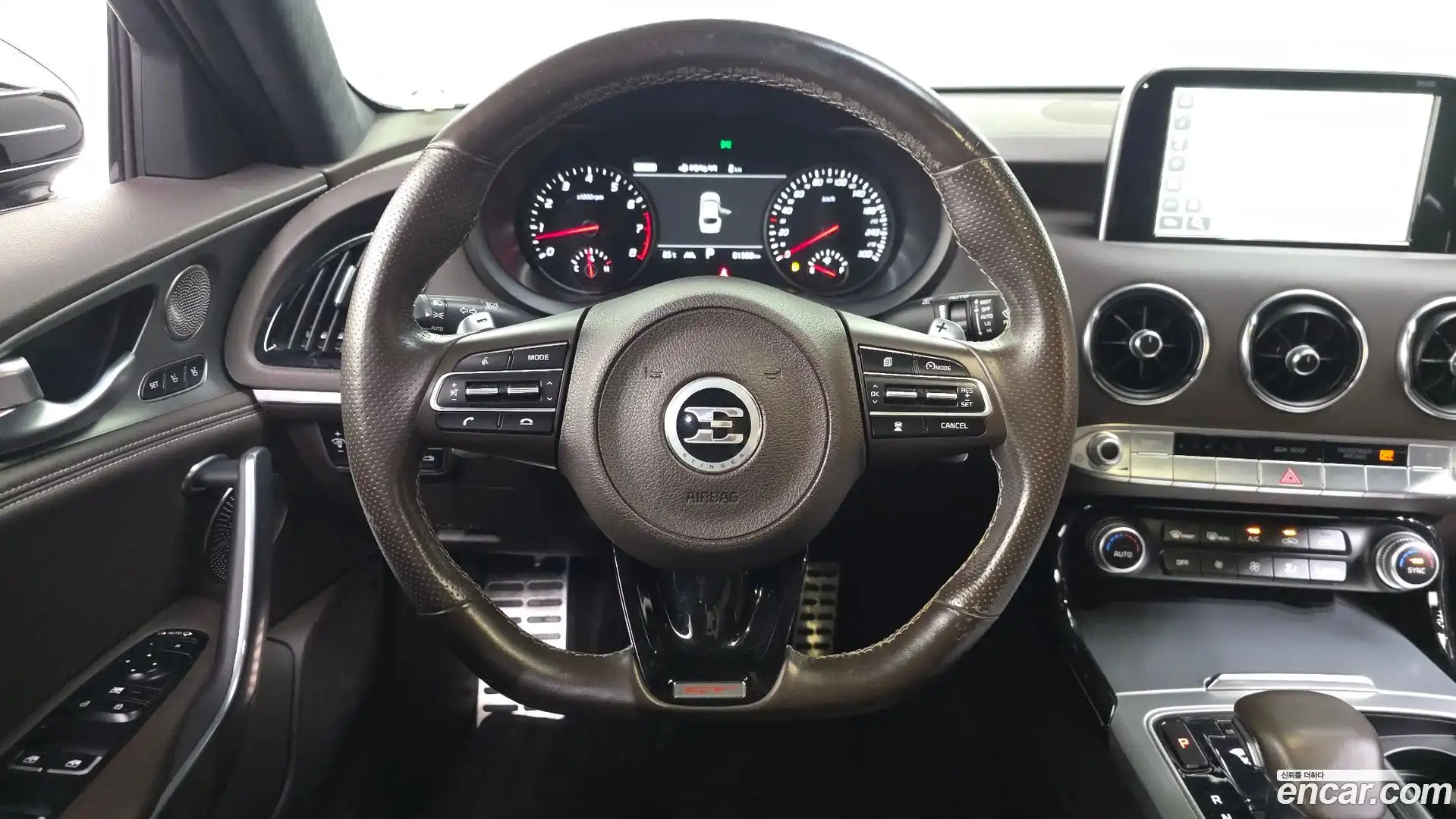 Stinger Kia 2017.8-OPTION-017