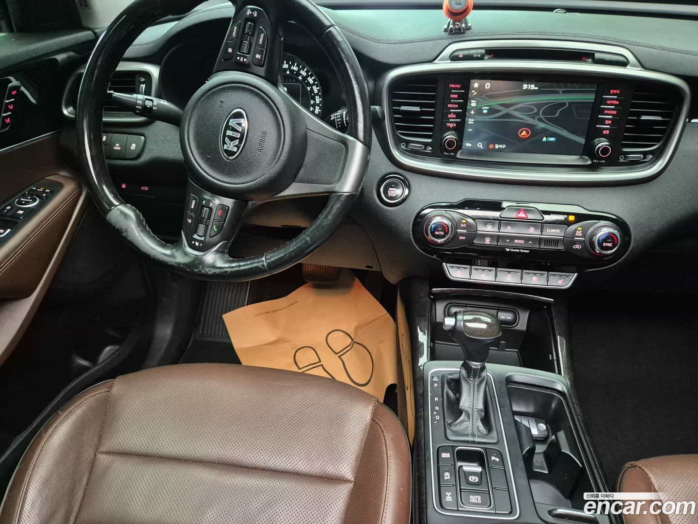 Sorento Kia 2015.9-INNER-010