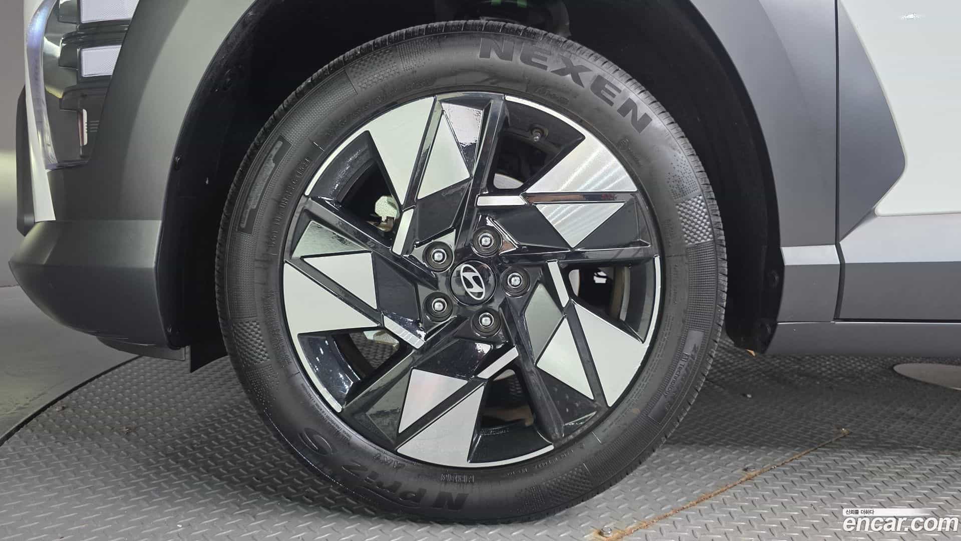 Kona Hyundai 2024.3-OUTER-005