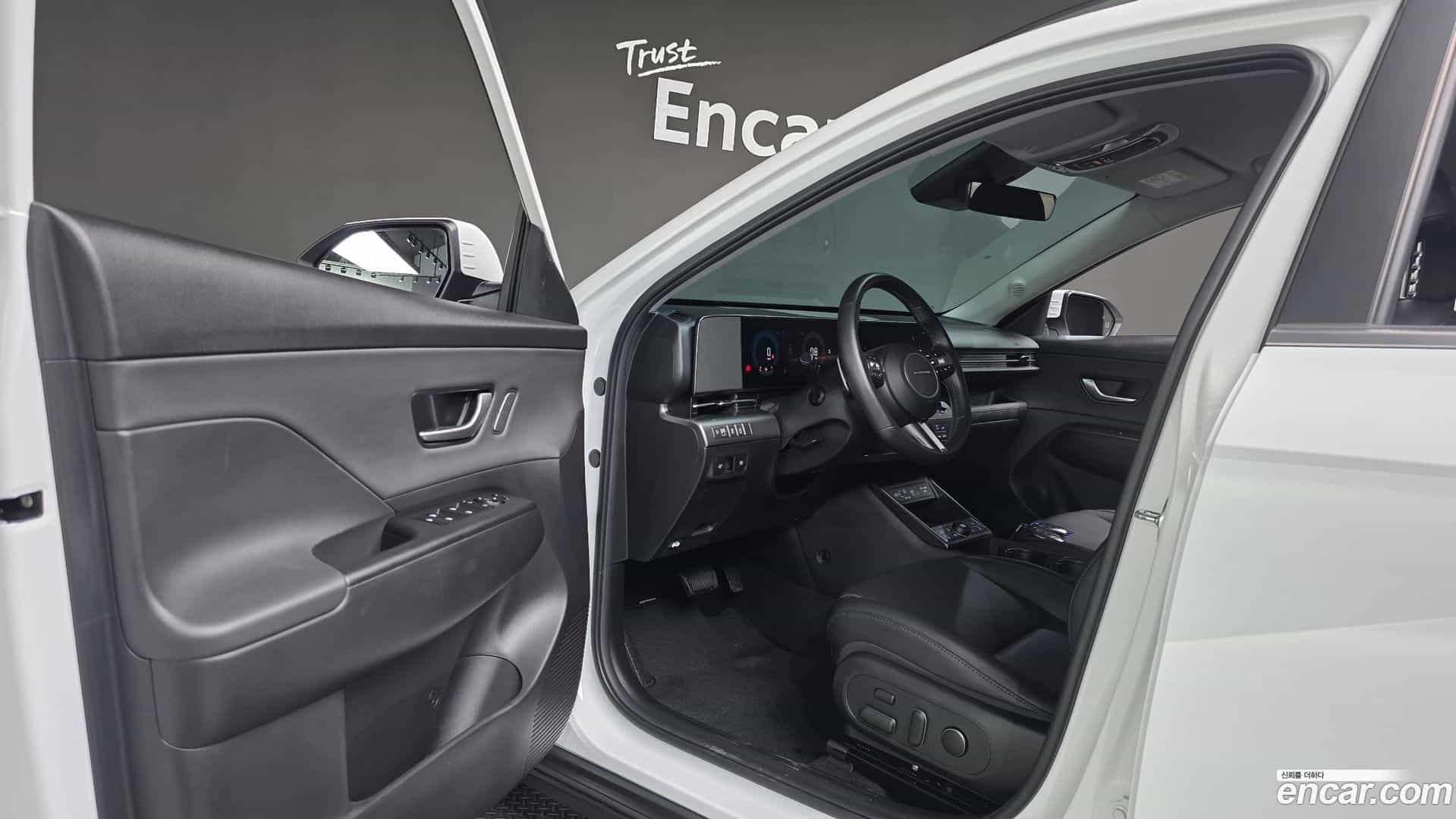 Kona Hyundai 2024.3-INNER-010