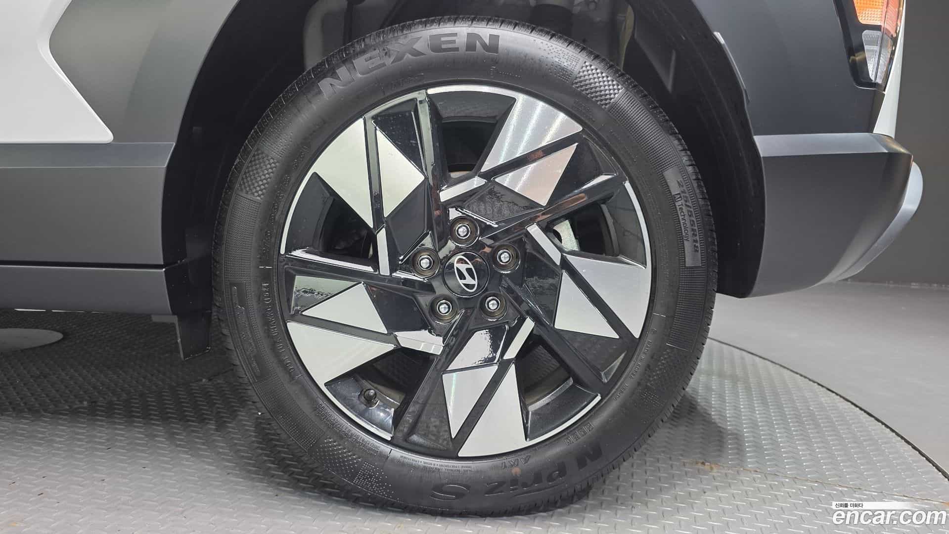 Kona Hyundai 2024.3-OUTER-031