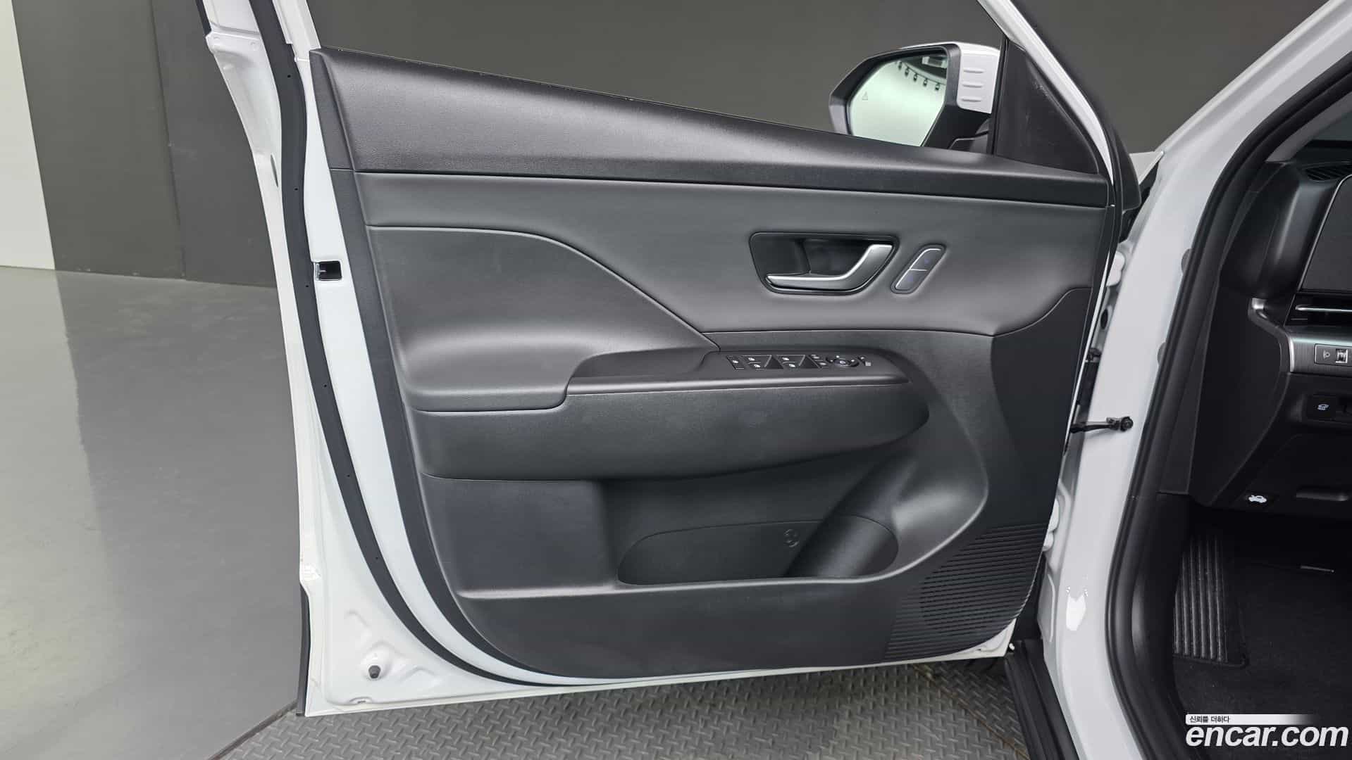 Kona Hyundai 2024.3-INNER-034