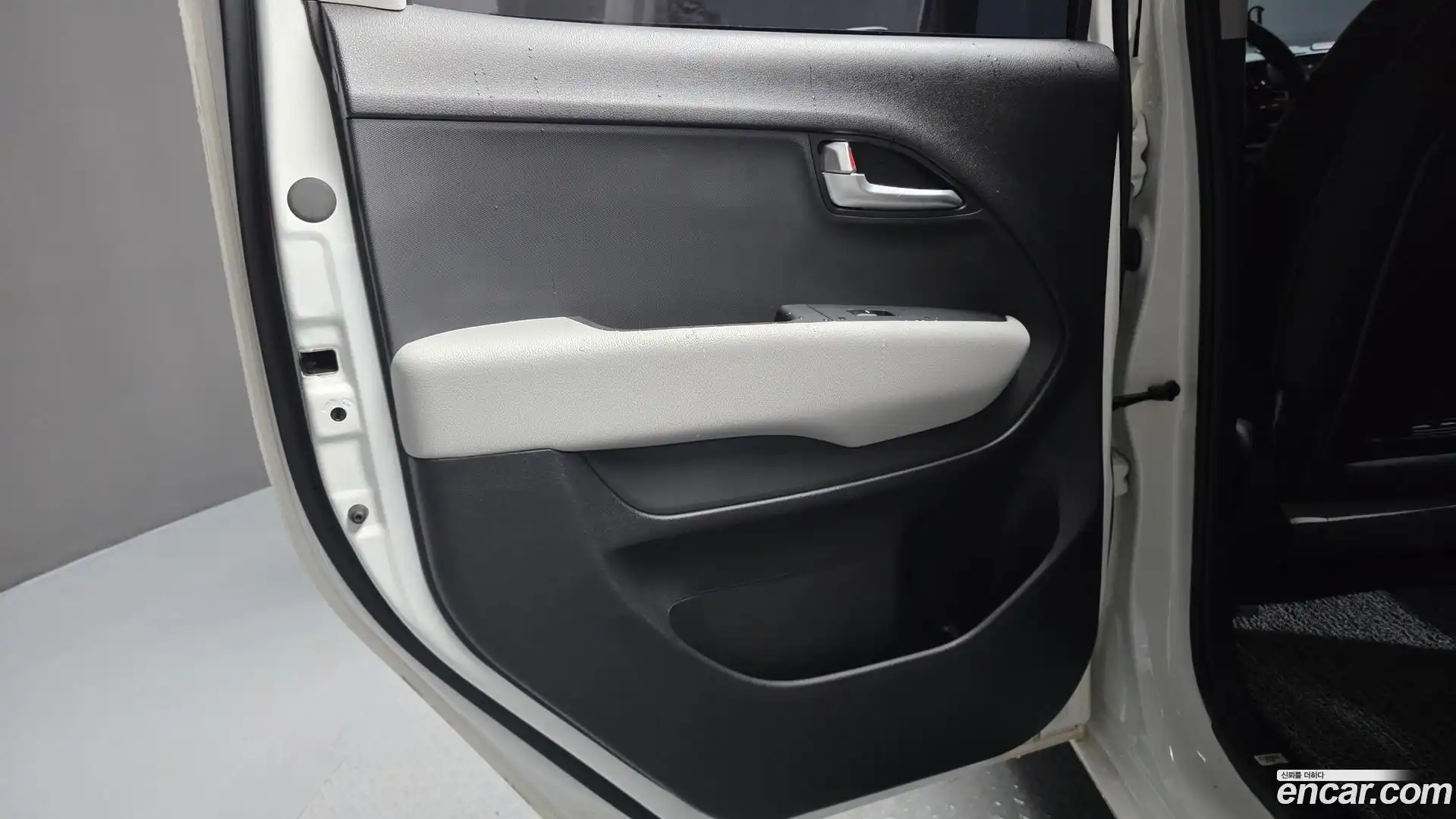 RAY Kia 2024.2-INNER-035