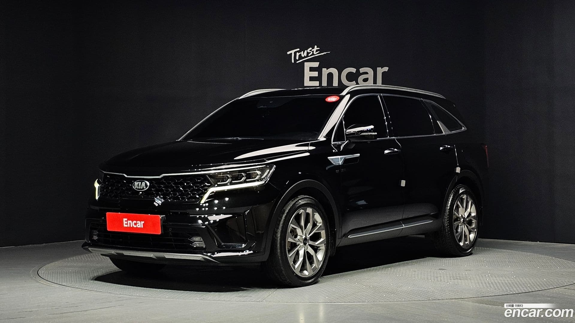 Main__Slider__Photo:Sorento Kia 2020.11-0