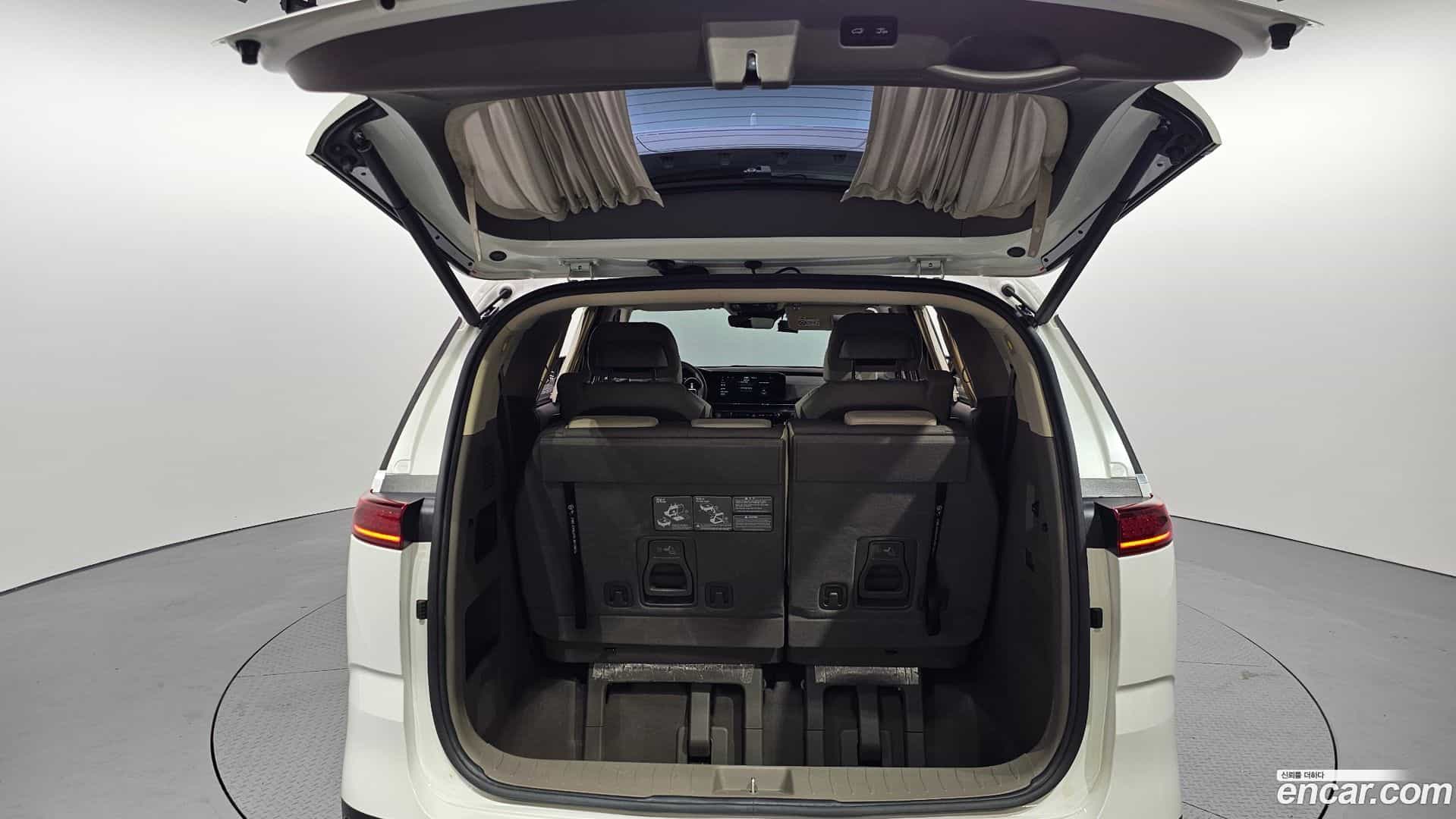 Canival Kia 2021.5-OPTION-024
