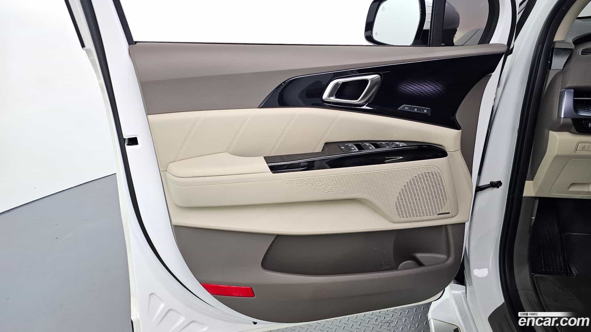 Canival Kia 2021.5-INNER-034