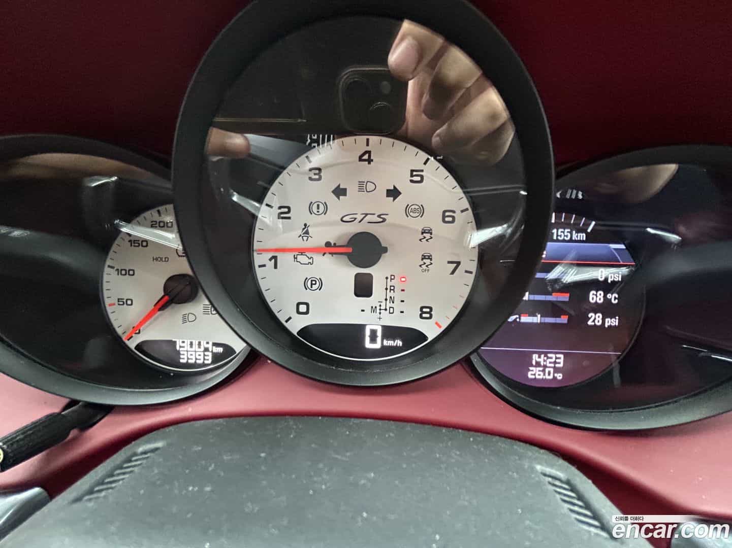 718 Porsche 2019.0-INNER-009